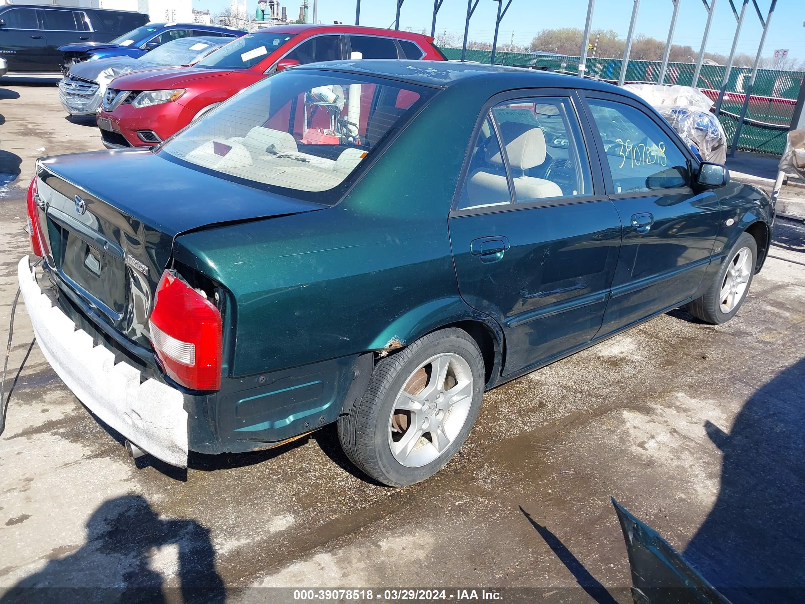 Photo 3 VIN: JM1BJ225830189186 - MAZDA PROTEGE 