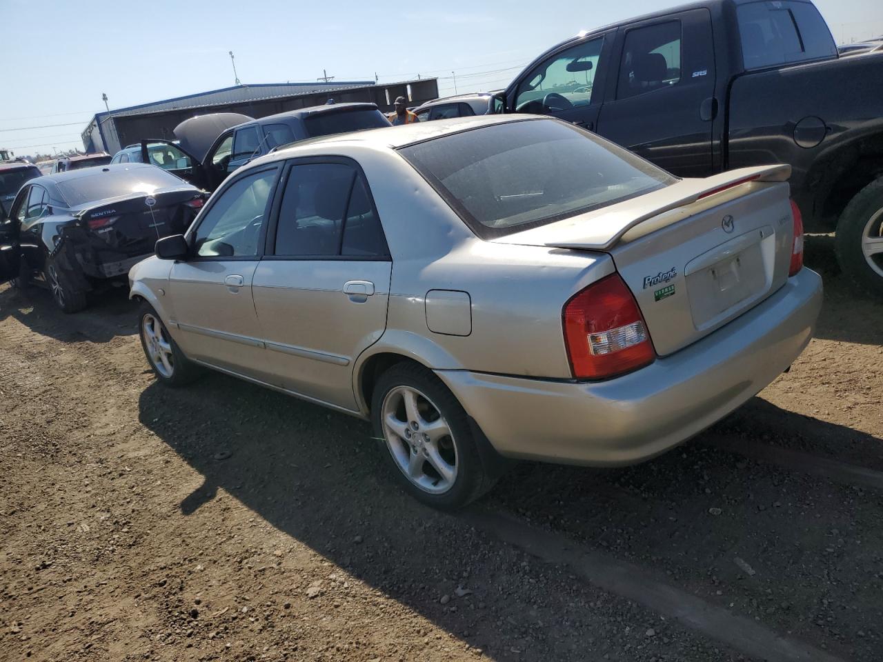 Photo 1 VIN: JM1BJ226631205873 - MAZDA PROTEGE 