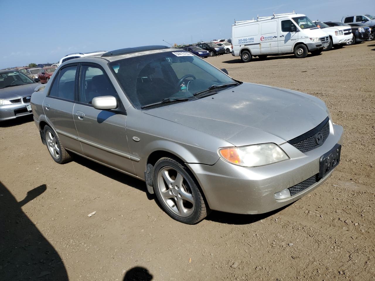 Photo 3 VIN: JM1BJ226631205873 - MAZDA PROTEGE 