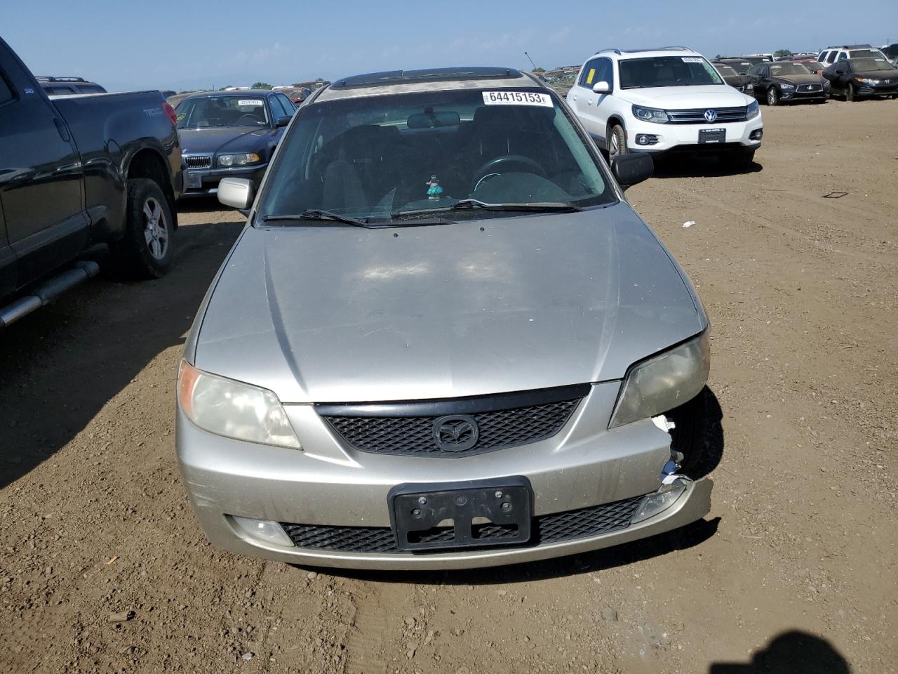 Photo 4 VIN: JM1BJ226631205873 - MAZDA PROTEGE 