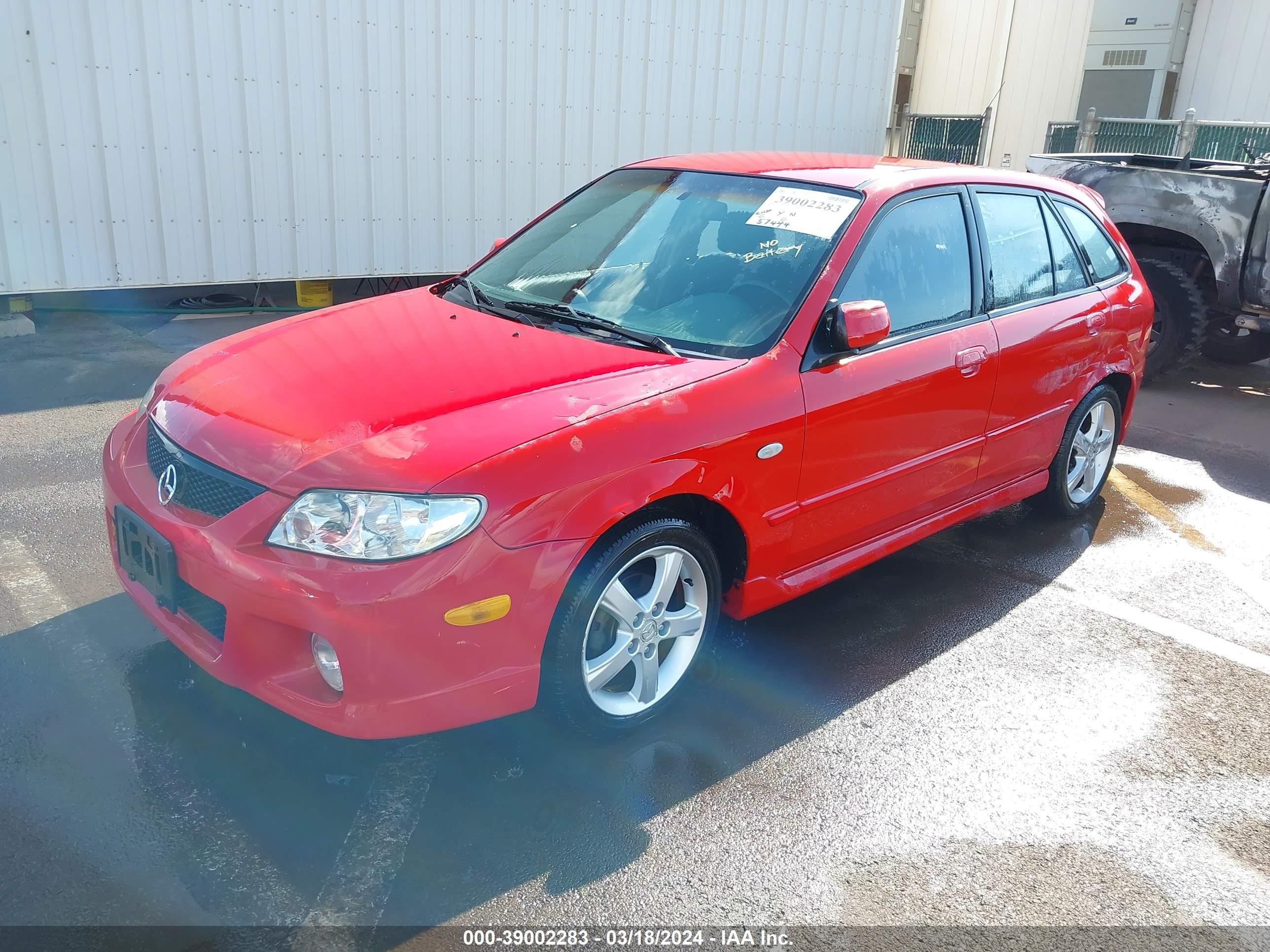 Photo 1 VIN: JM1BJ245031205596 - MAZDA 3 