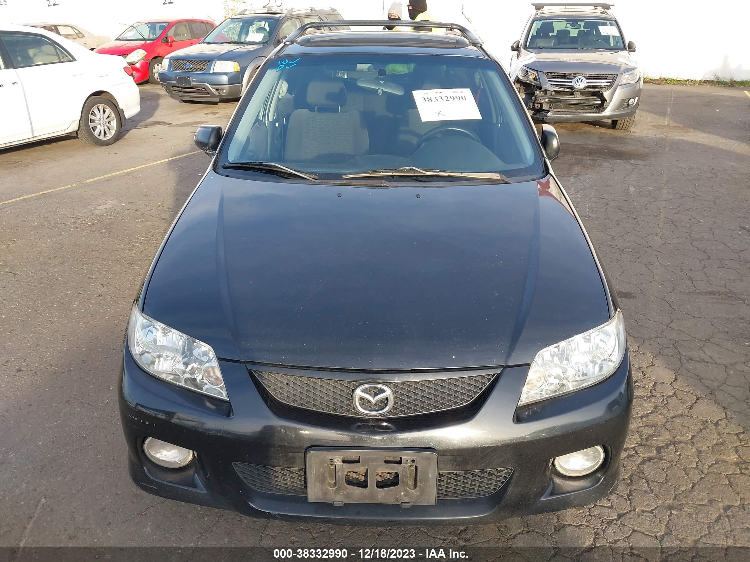 Photo 11 VIN: JM1BJ245521460601 - MAZDA PROTEGE 