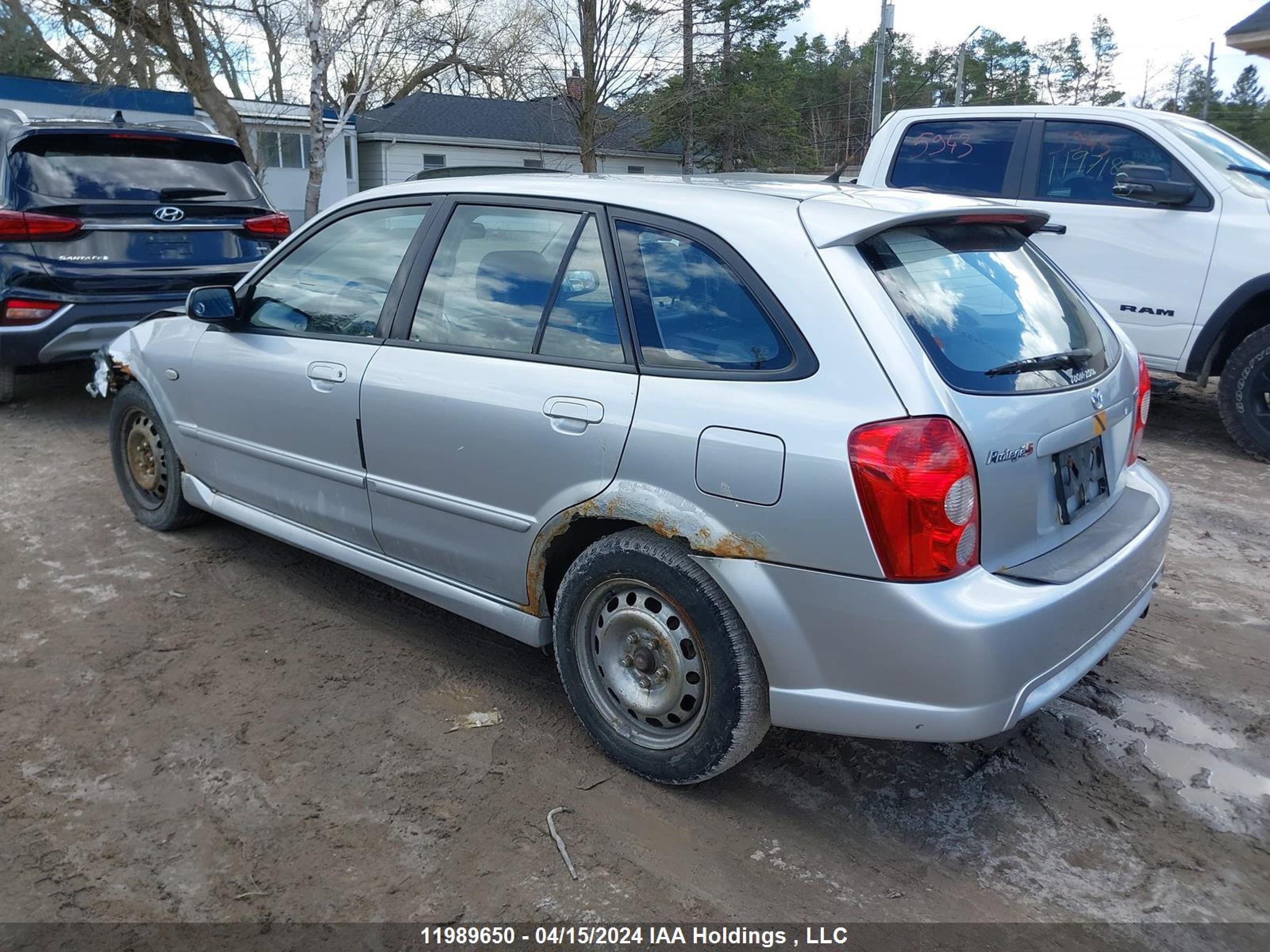 Photo 2 VIN: JM1BJ245831203384 - MAZDA PROTEGE 