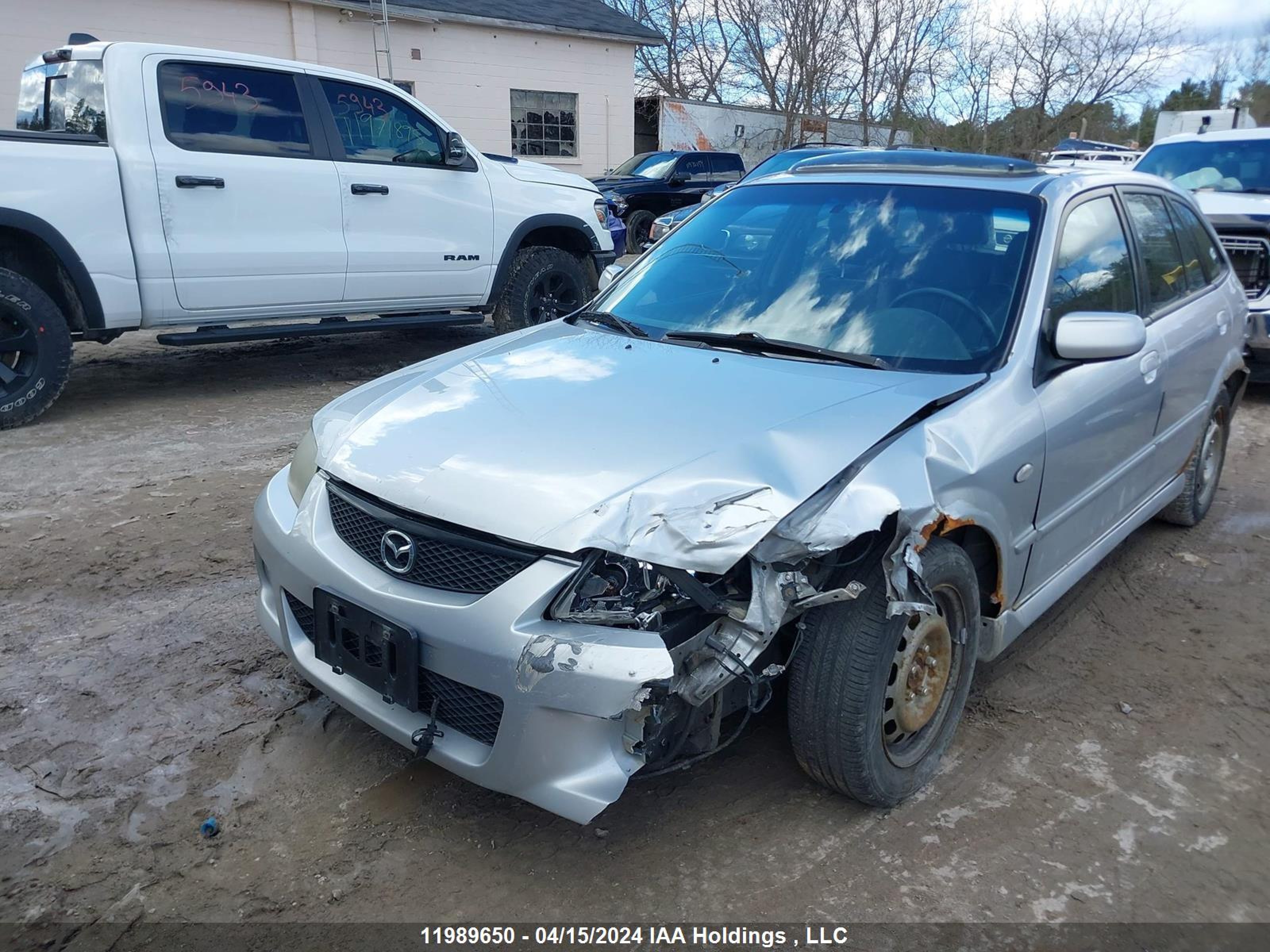 Photo 5 VIN: JM1BJ245831203384 - MAZDA PROTEGE 