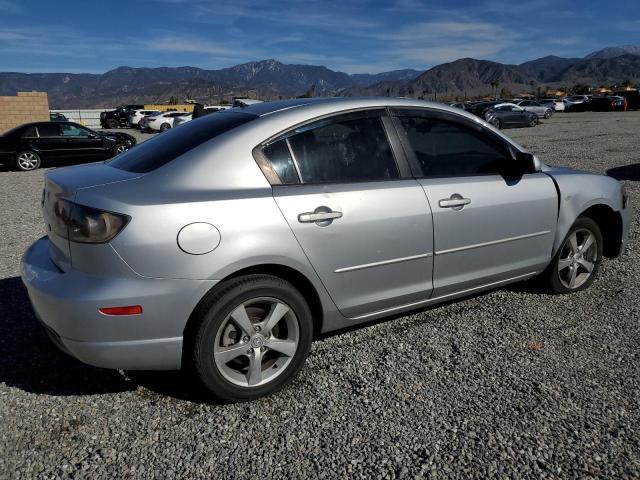 Photo 2 VIN: JM1BK123041103578 - MAZDA MAZDA3 