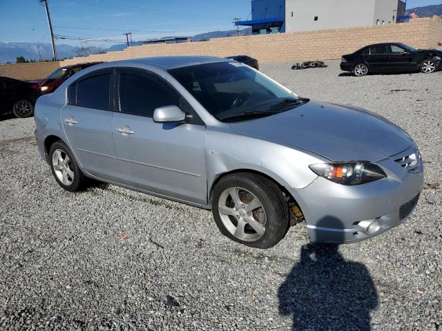 Photo 3 VIN: JM1BK123041103578 - MAZDA MAZDA3 