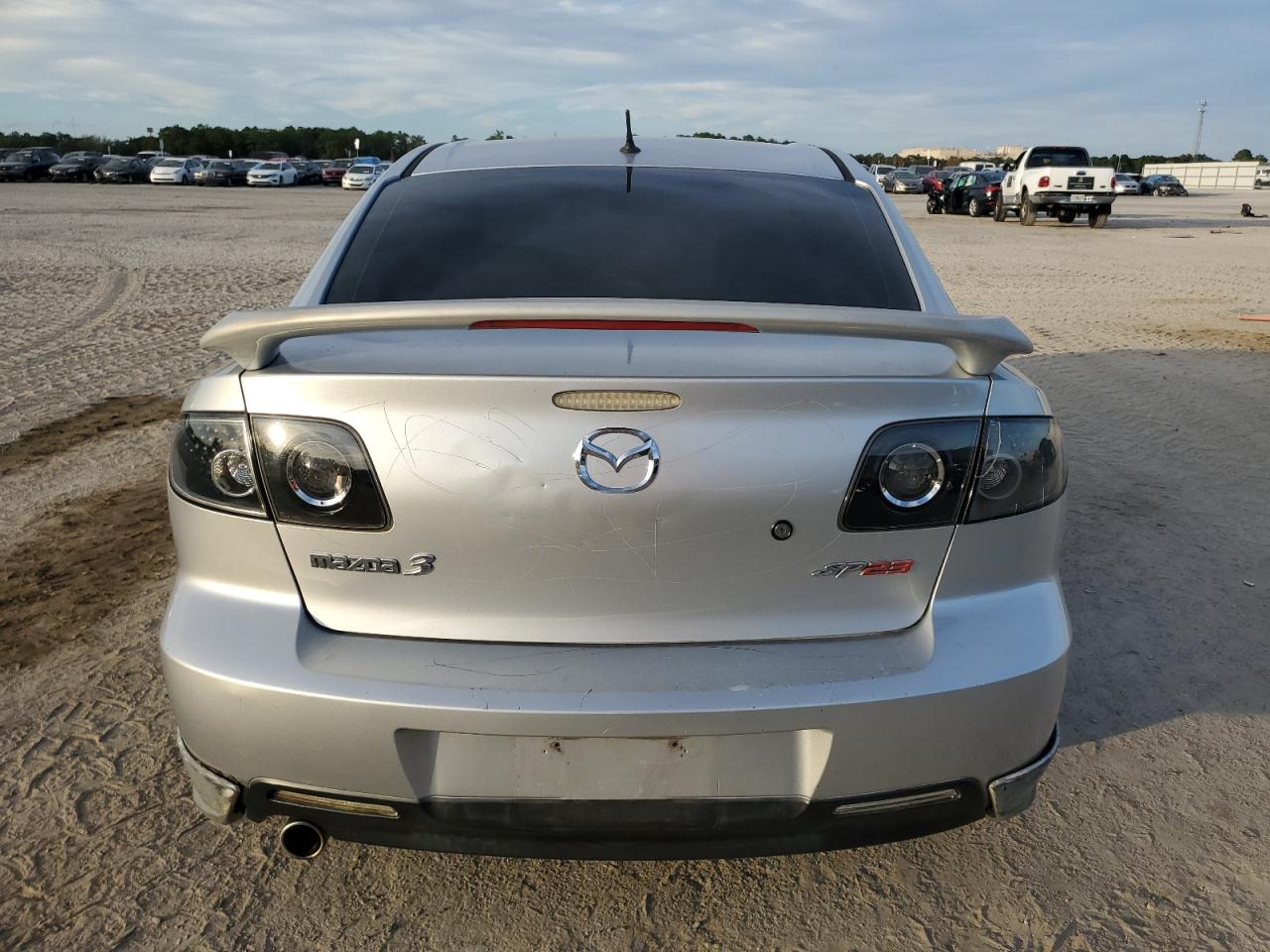 Photo 5 VIN: JM1BK123241176676 - MAZDA 3 