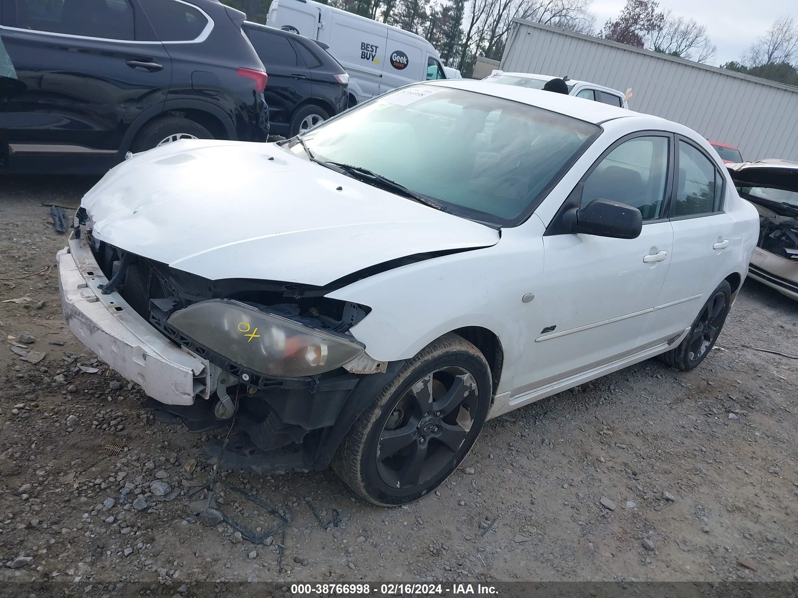 Photo 1 VIN: JM1BK123351261673 - MAZDA 3 