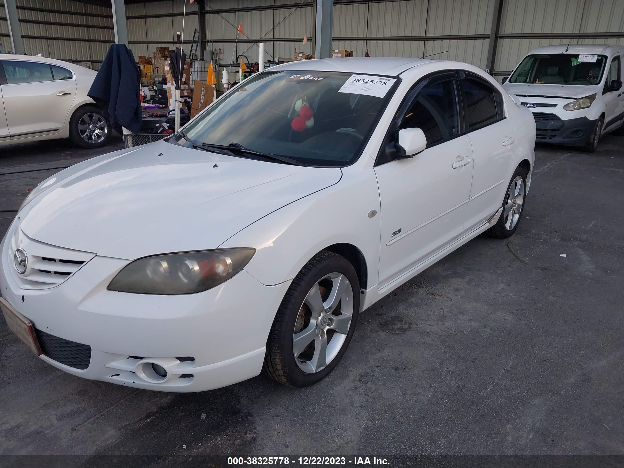 Photo 1 VIN: JM1BK123651256855 - MAZDA 3 