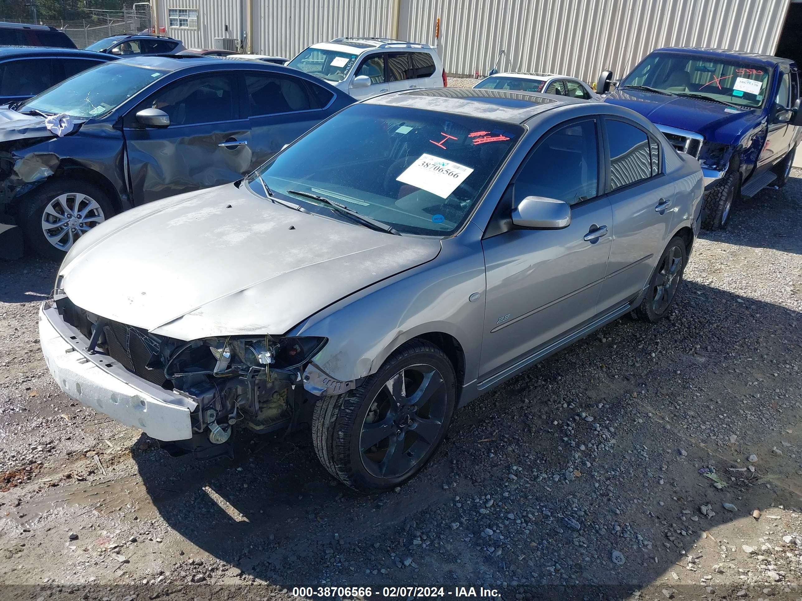 Photo 1 VIN: JM1BK123751297141 - MAZDA 3 