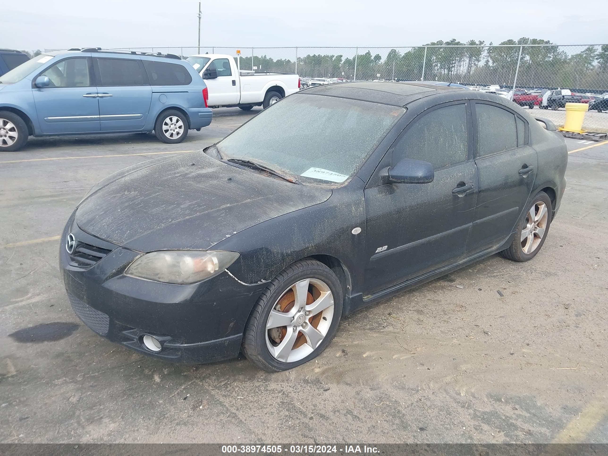 Photo 1 VIN: JM1BK123841177010 - MAZDA 3 