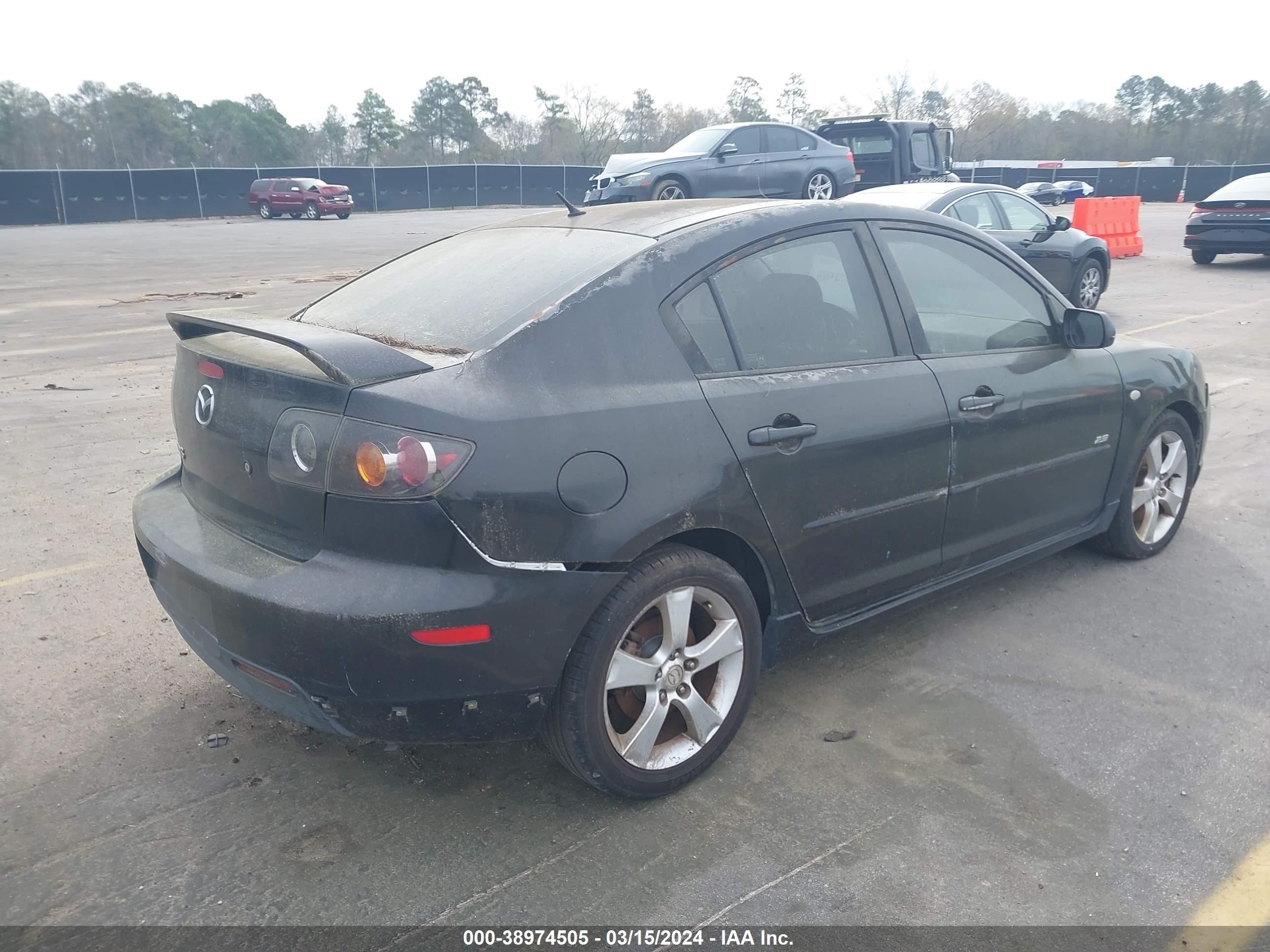 Photo 3 VIN: JM1BK123841177010 - MAZDA 3 