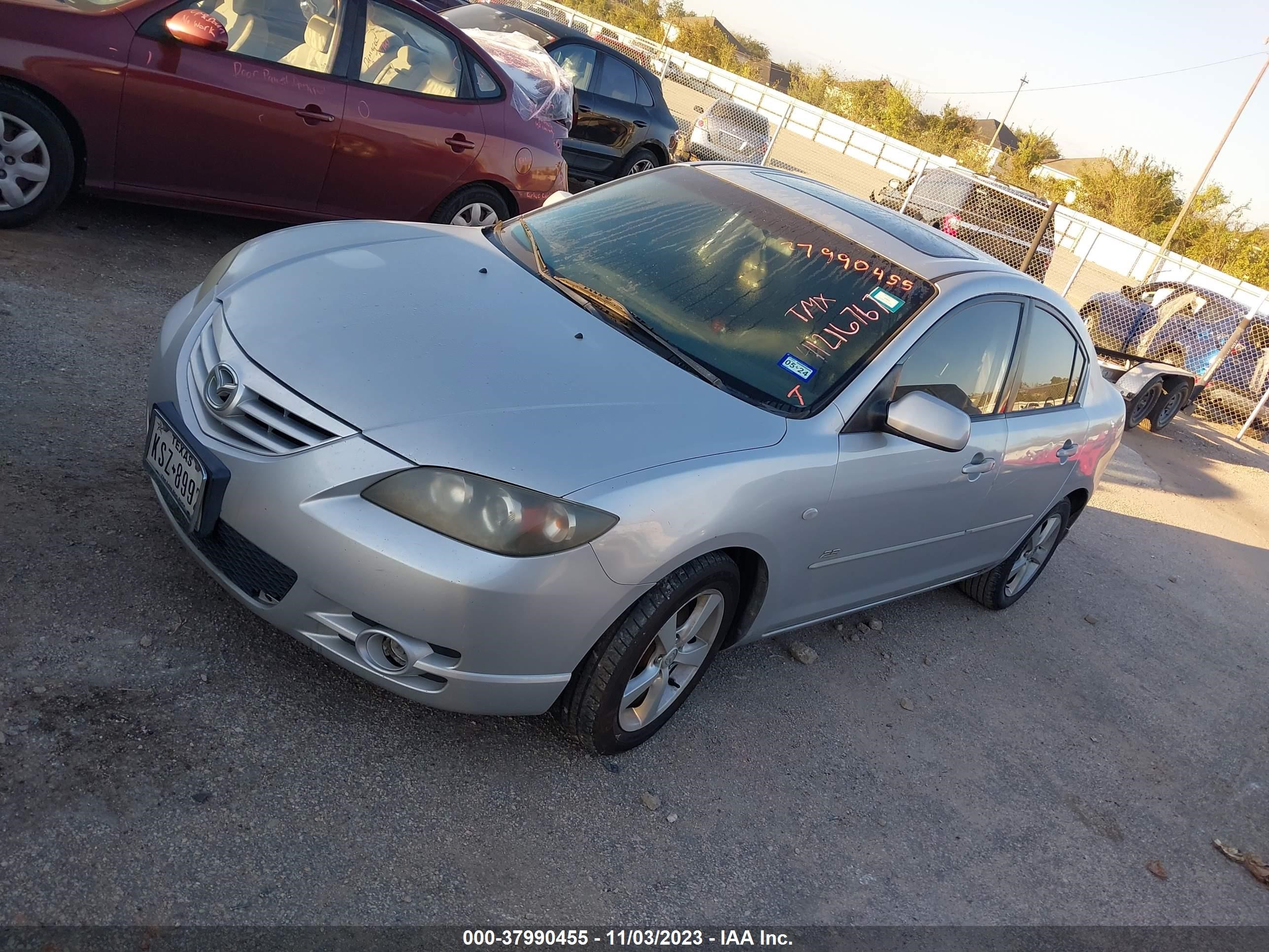 Photo 1 VIN: JM1BK123941216767 - MAZDA 3 