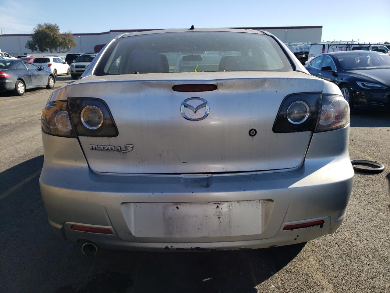 Photo 5 VIN: JM1BK124371748397 - MAZDA 3 