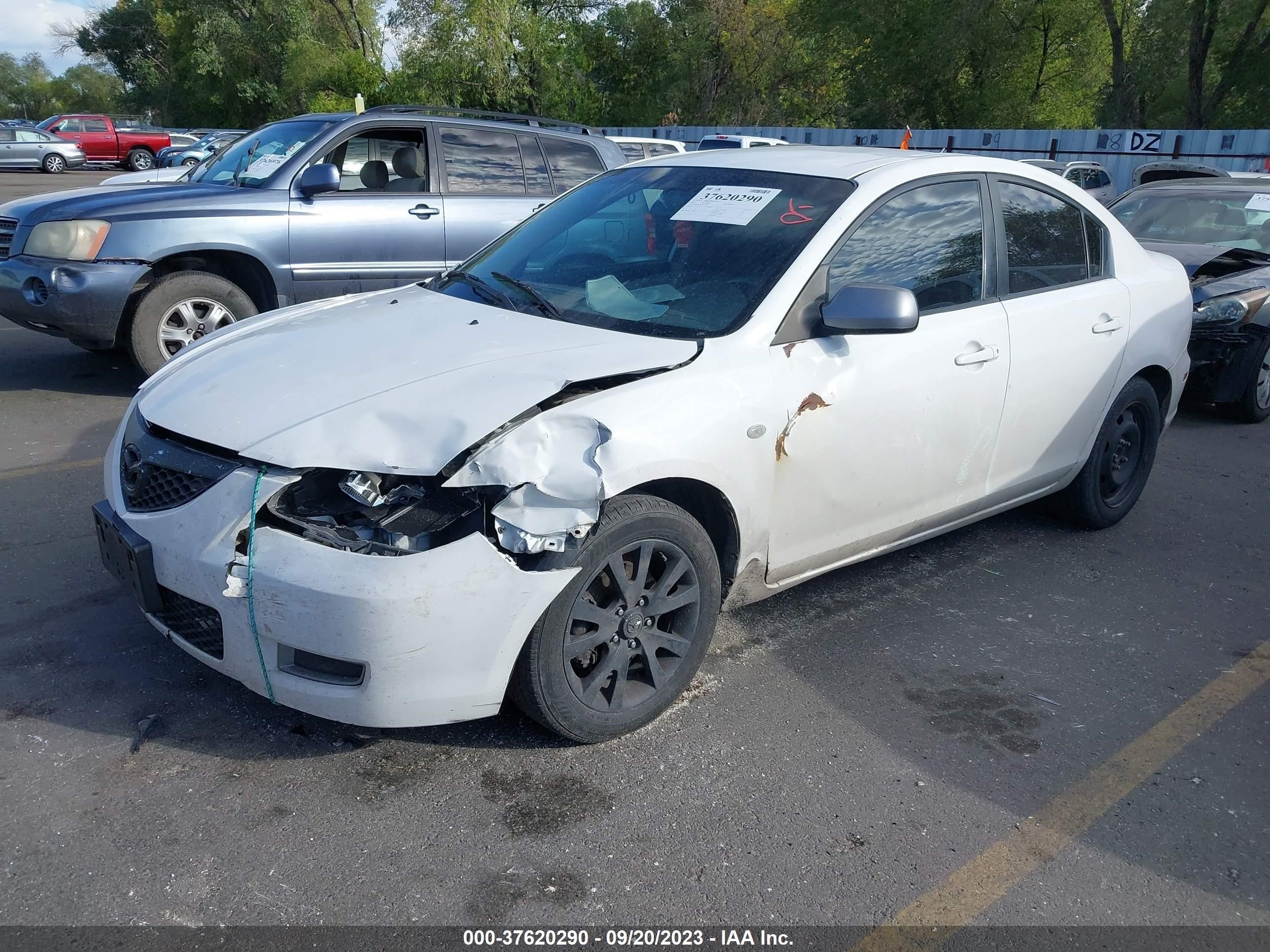 Photo 1 VIN: JM1BK12F071675510 - MAZDA 3 