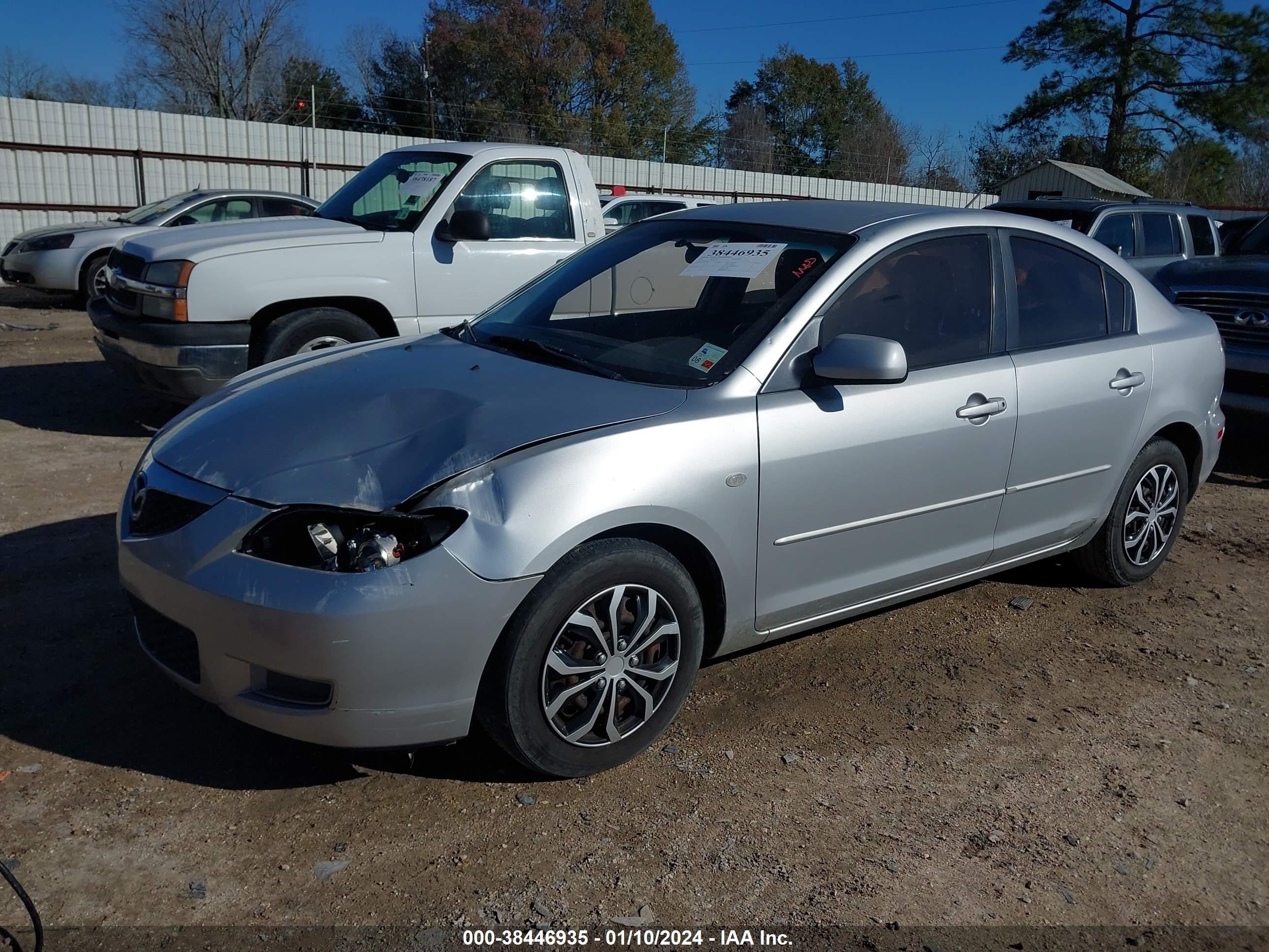 Photo 1 VIN: JM1BK12F171731373 - MAZDA 3 