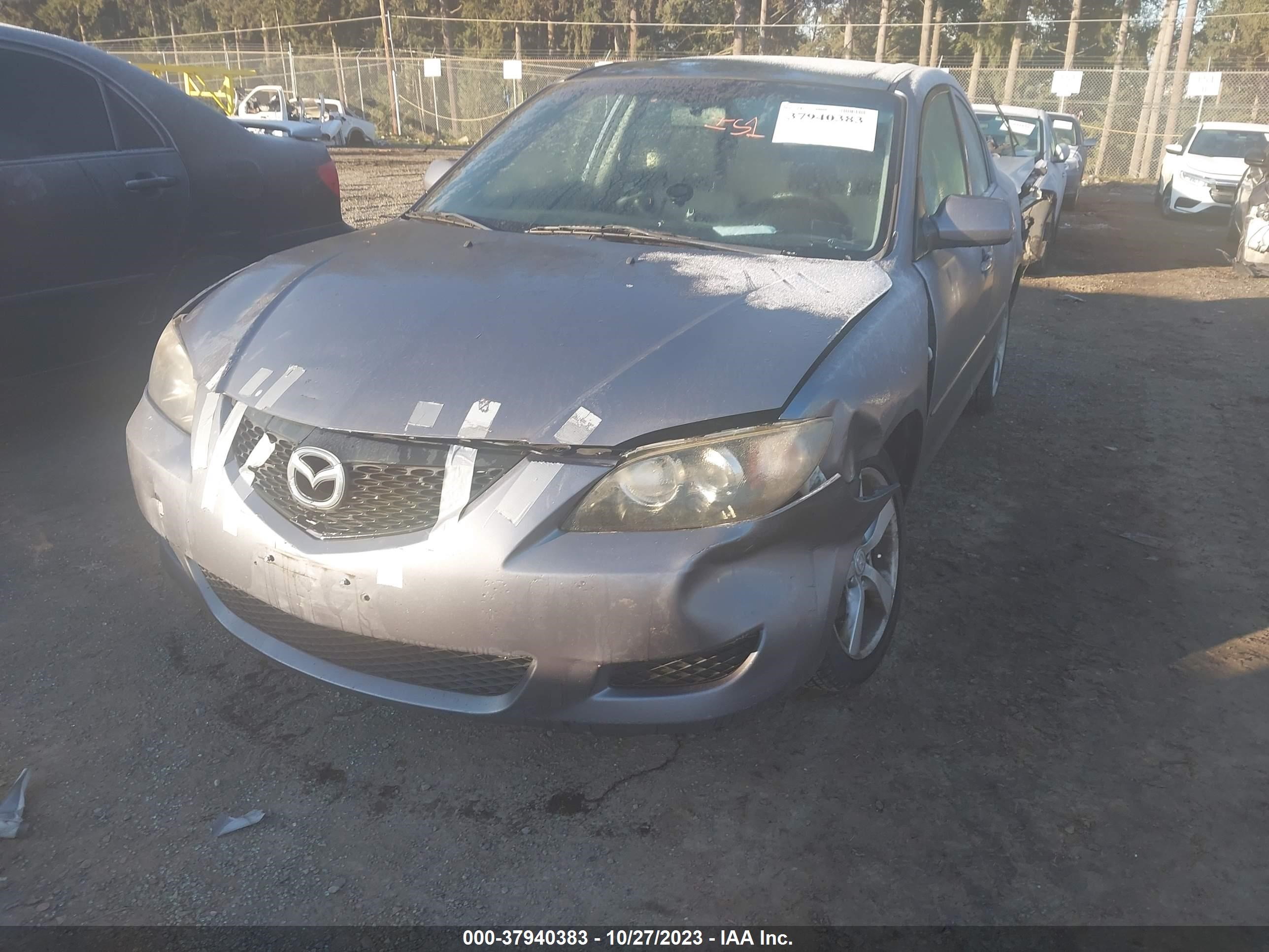 Photo 1 VIN: JM1BK12F251229615 - MAZDA 3 