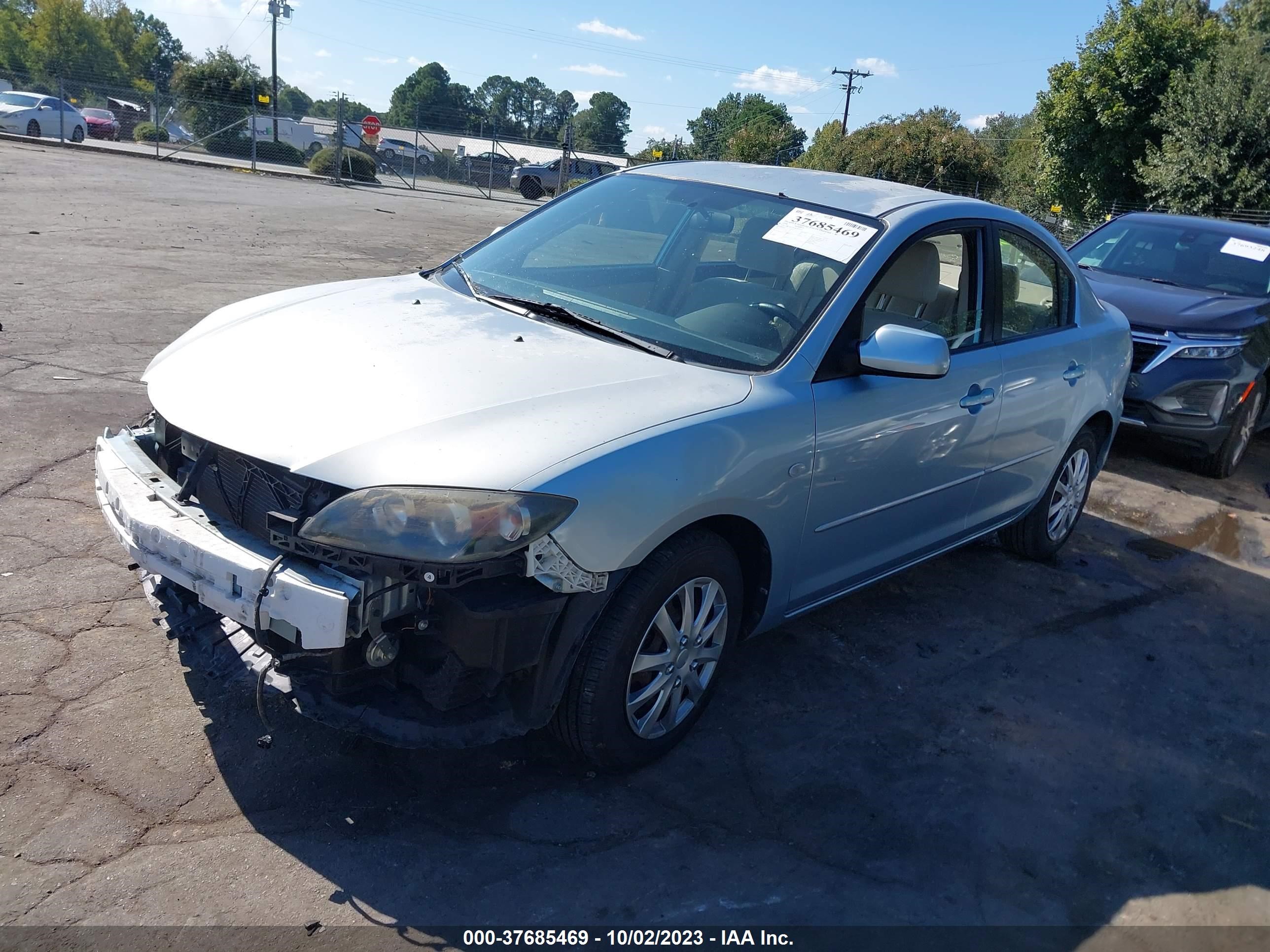 Photo 1 VIN: JM1BK12F281841429 - MAZDA 3 