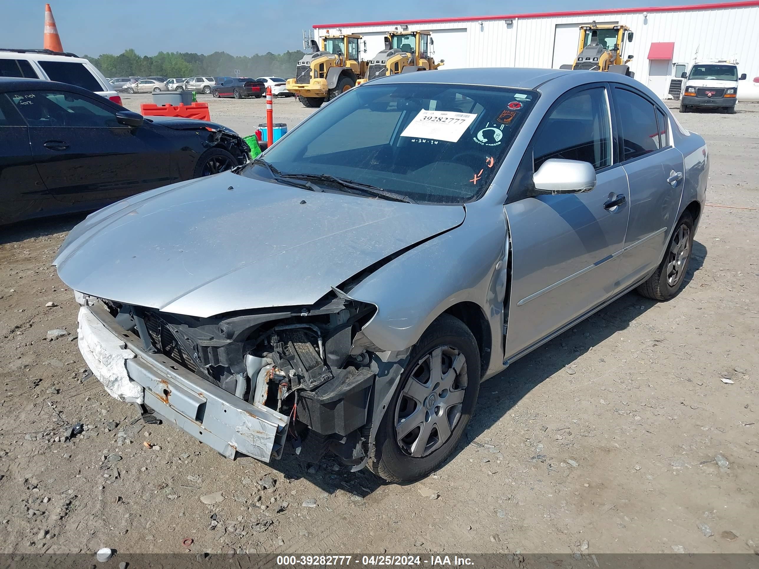 Photo 1 VIN: JM1BK12F381789096 - MAZDA 3 