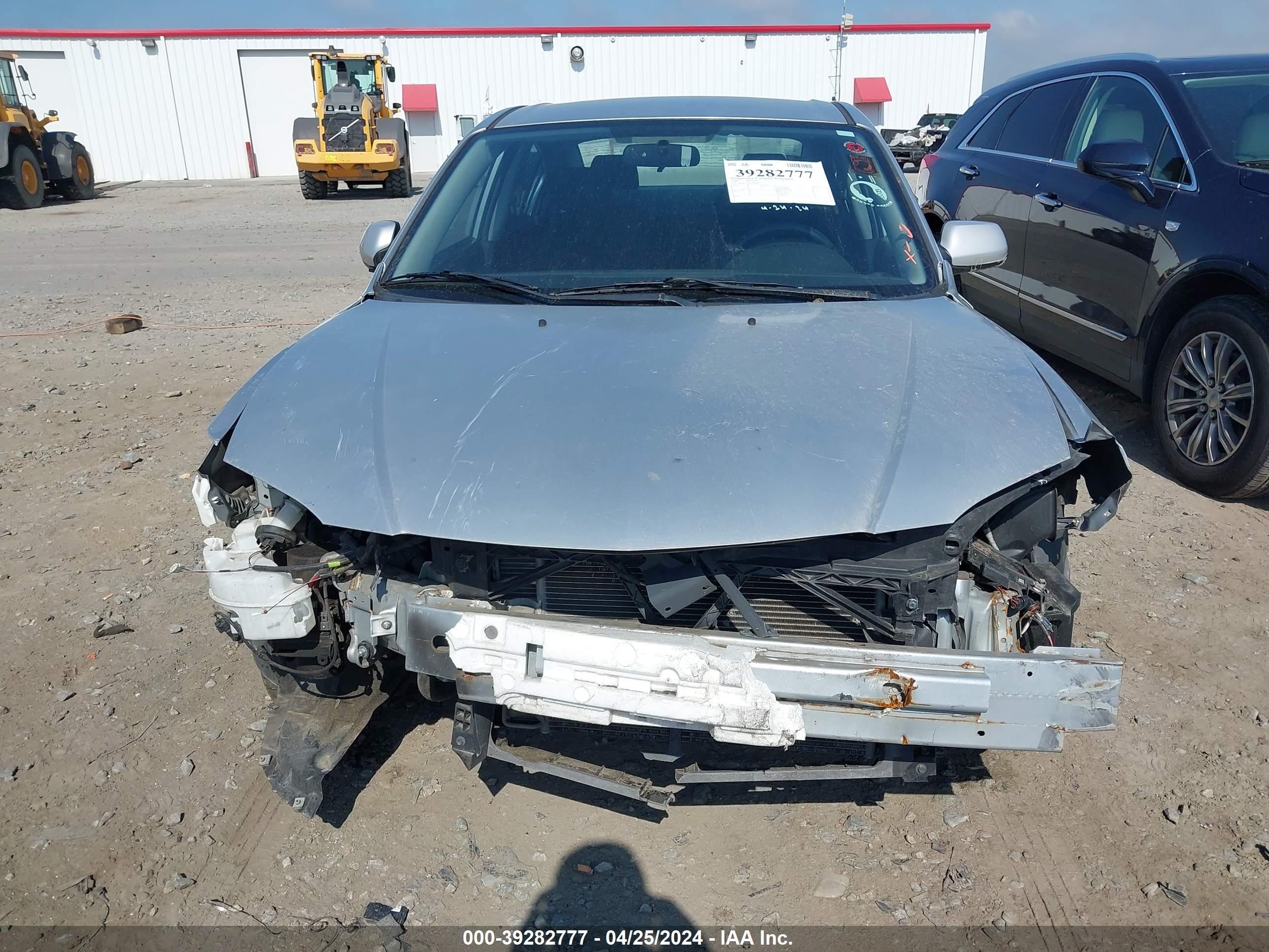 Photo 12 VIN: JM1BK12F381789096 - MAZDA 3 