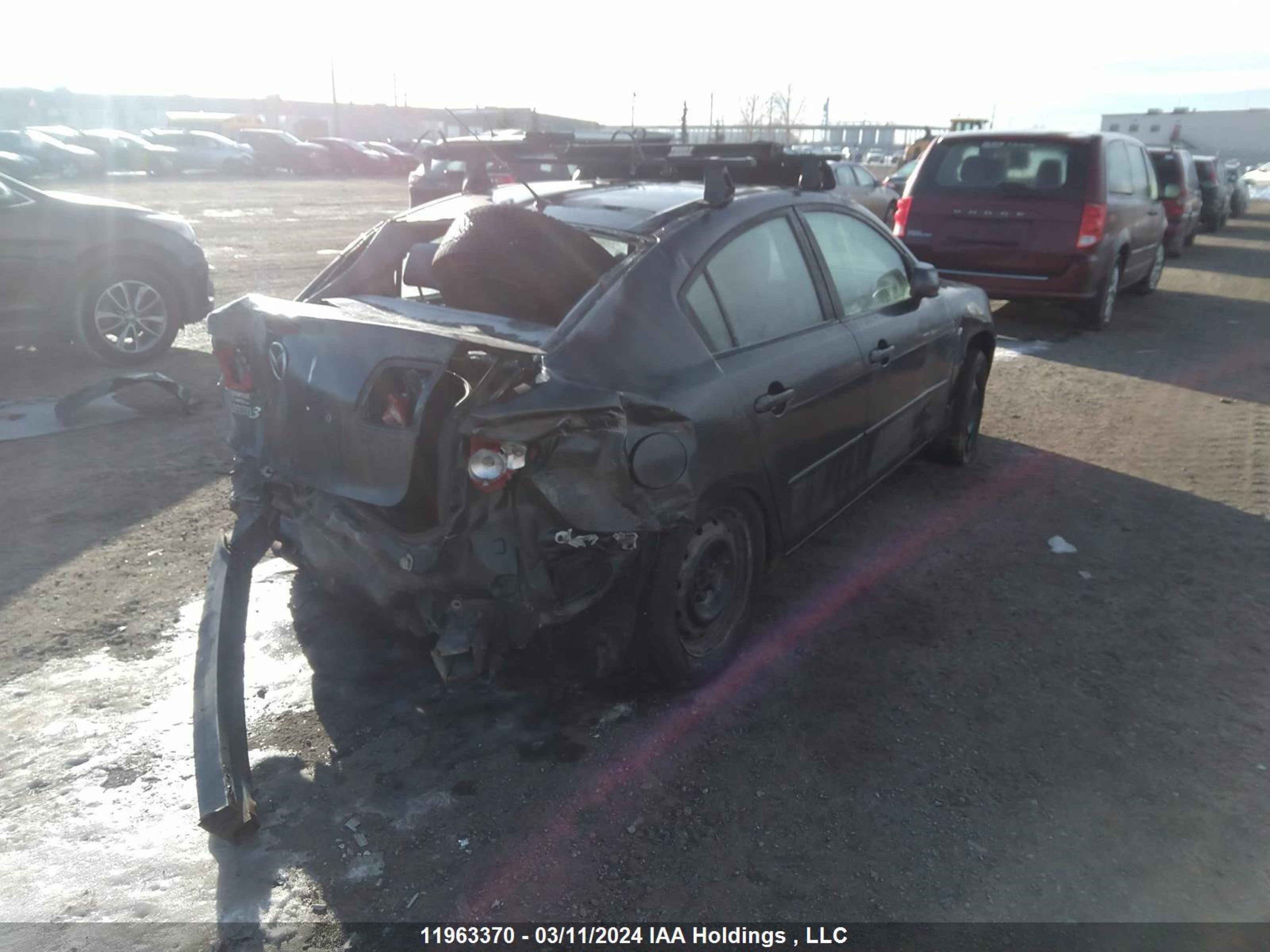 Photo 3 VIN: JM1BK12F461482730 - MAZDA 3 