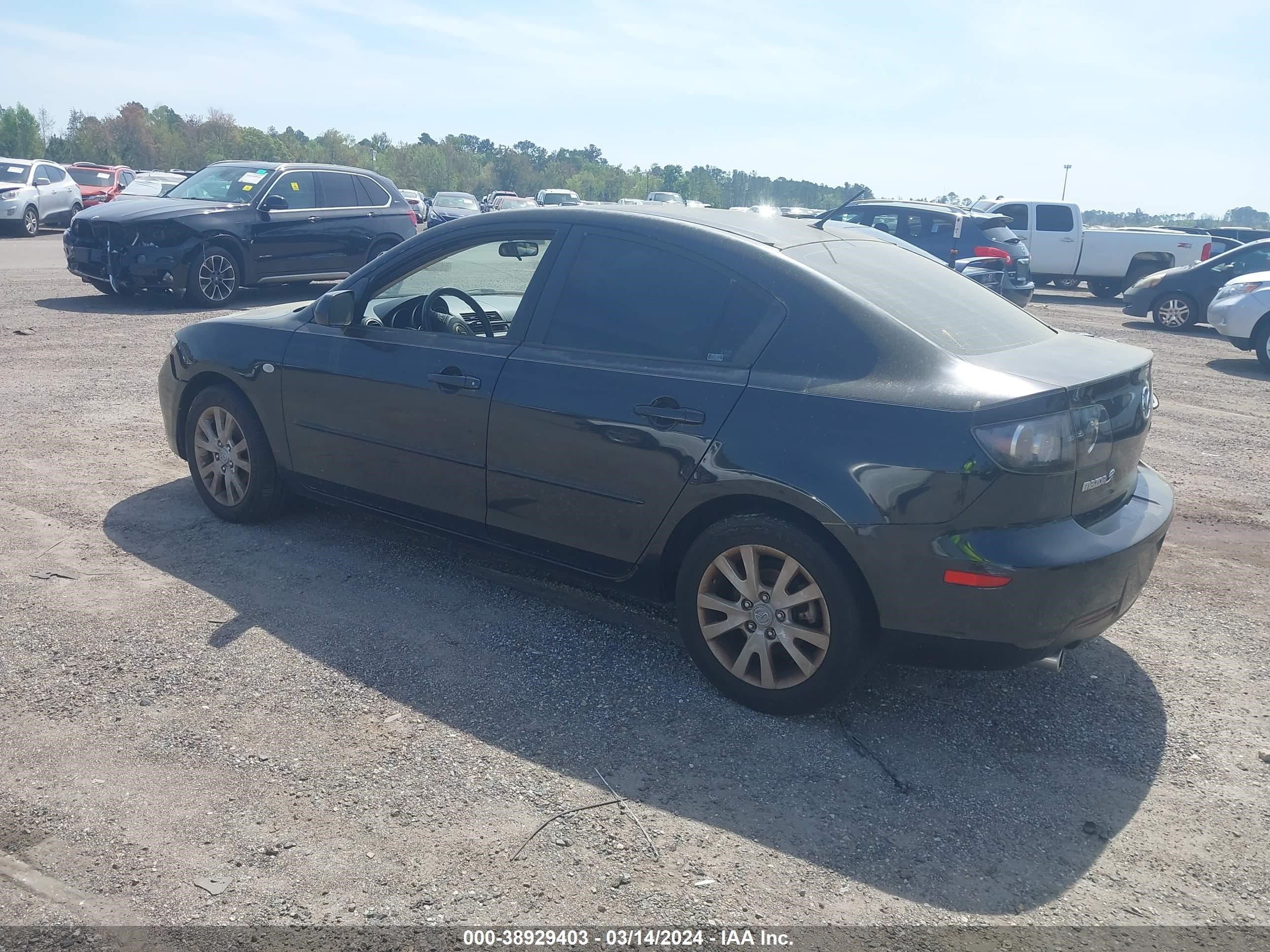 Photo 2 VIN: JM1BK12F481808982 - MAZDA 3 