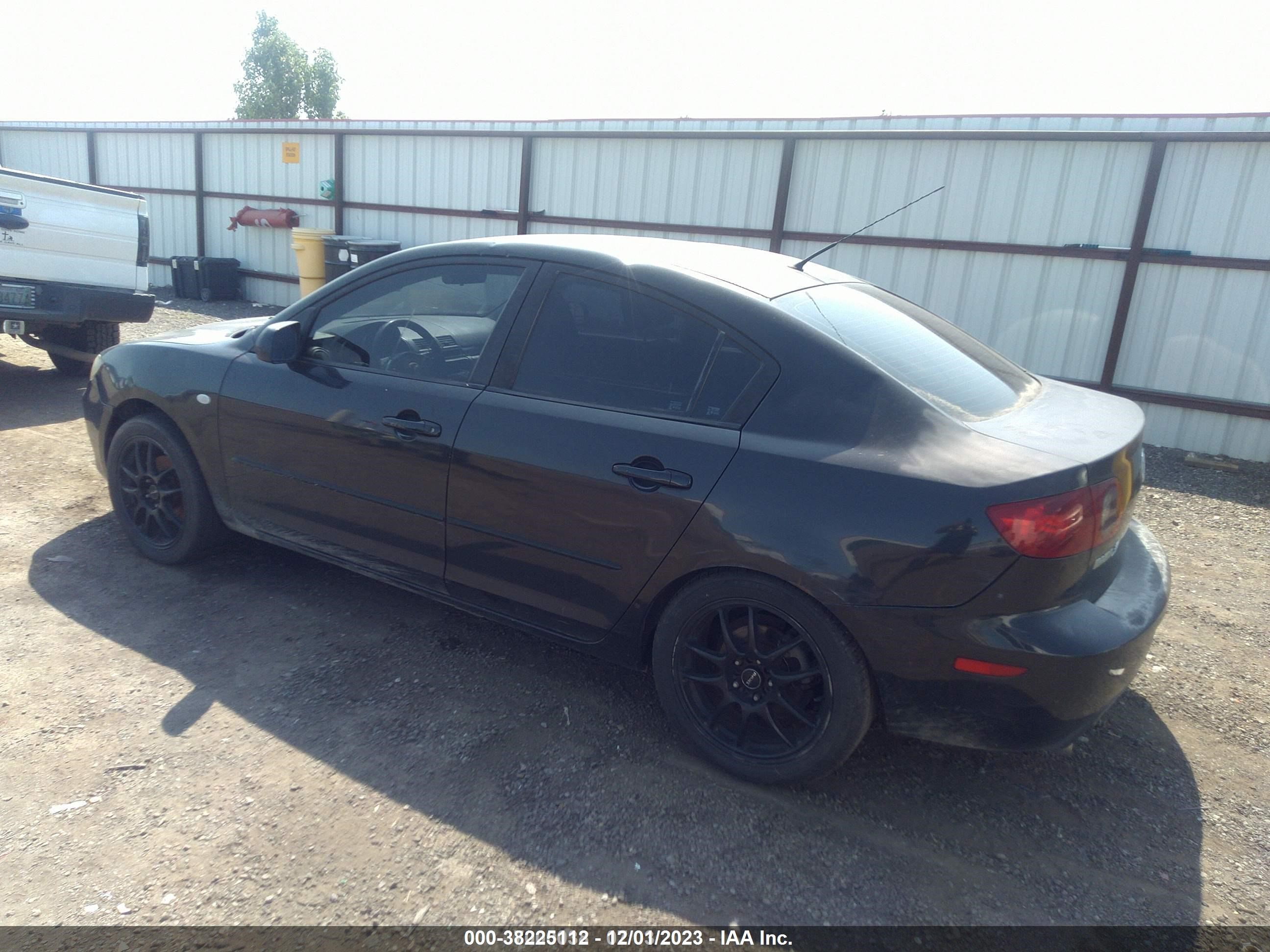 Photo 2 VIN: JM1BK12F551230631 - MAZDA 3 