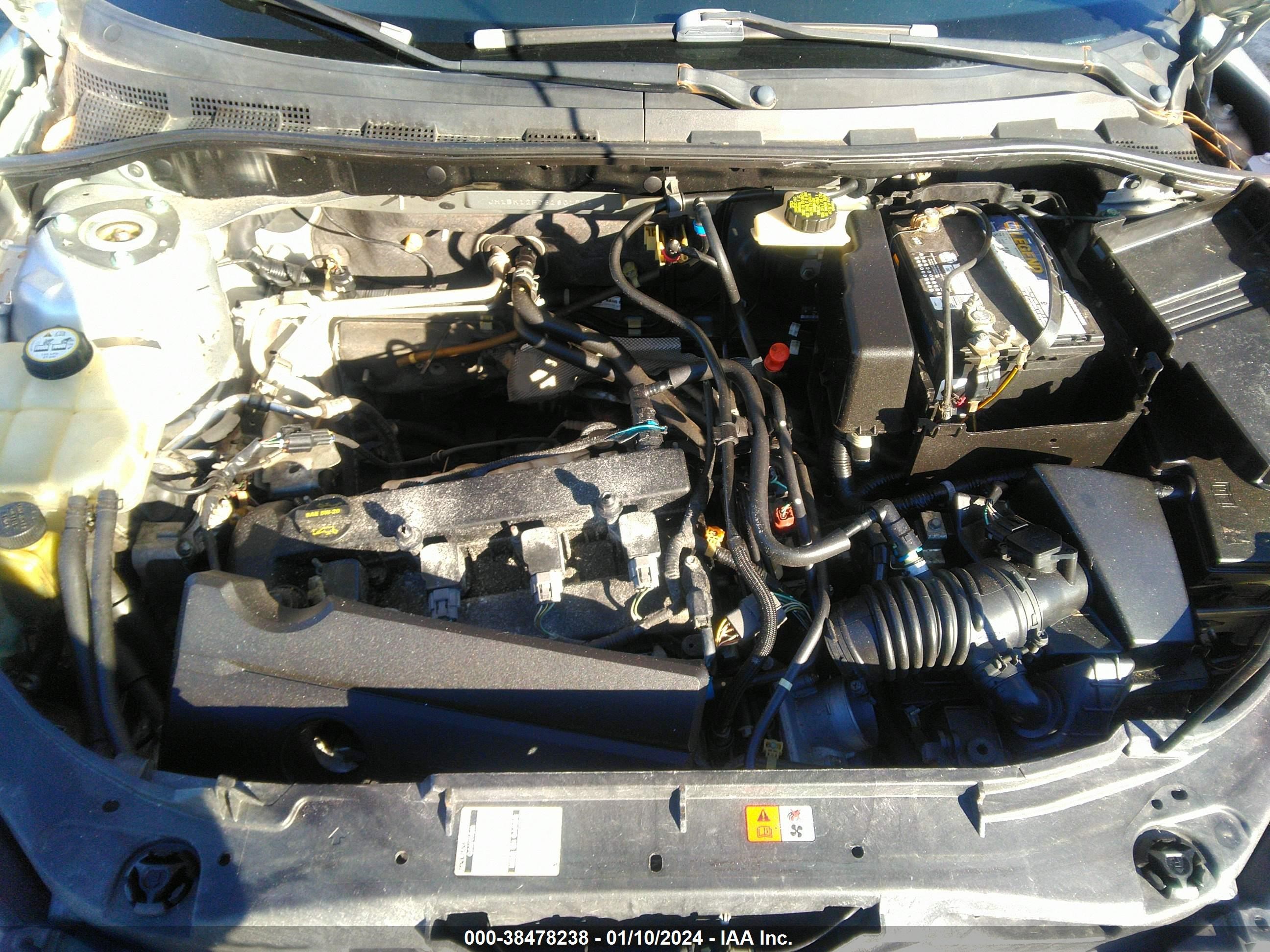 Photo 9 VIN: JM1BK12F581801734 - MAZDA 3 