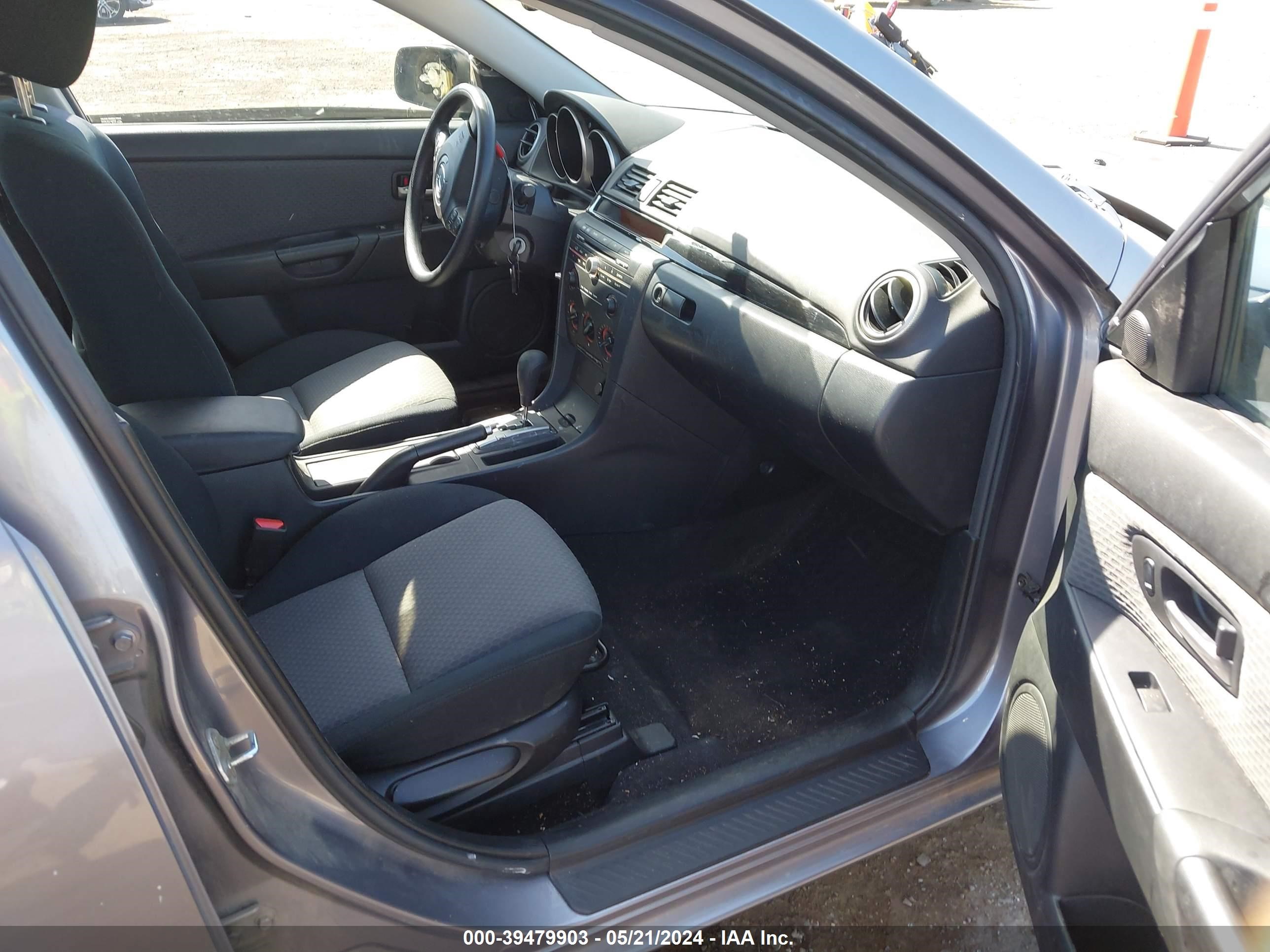 Photo 4 VIN: JM1BK12F661415529 - MAZDA 3 