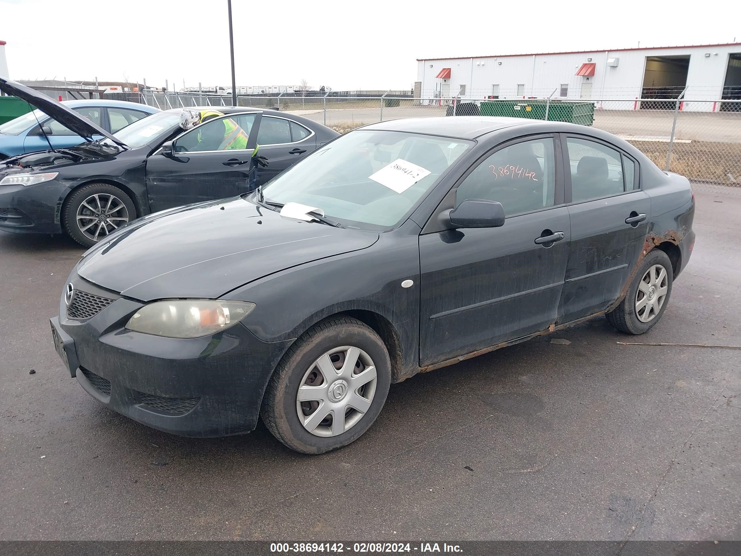 Photo 1 VIN: JM1BK12F861422823 - MAZDA 3 