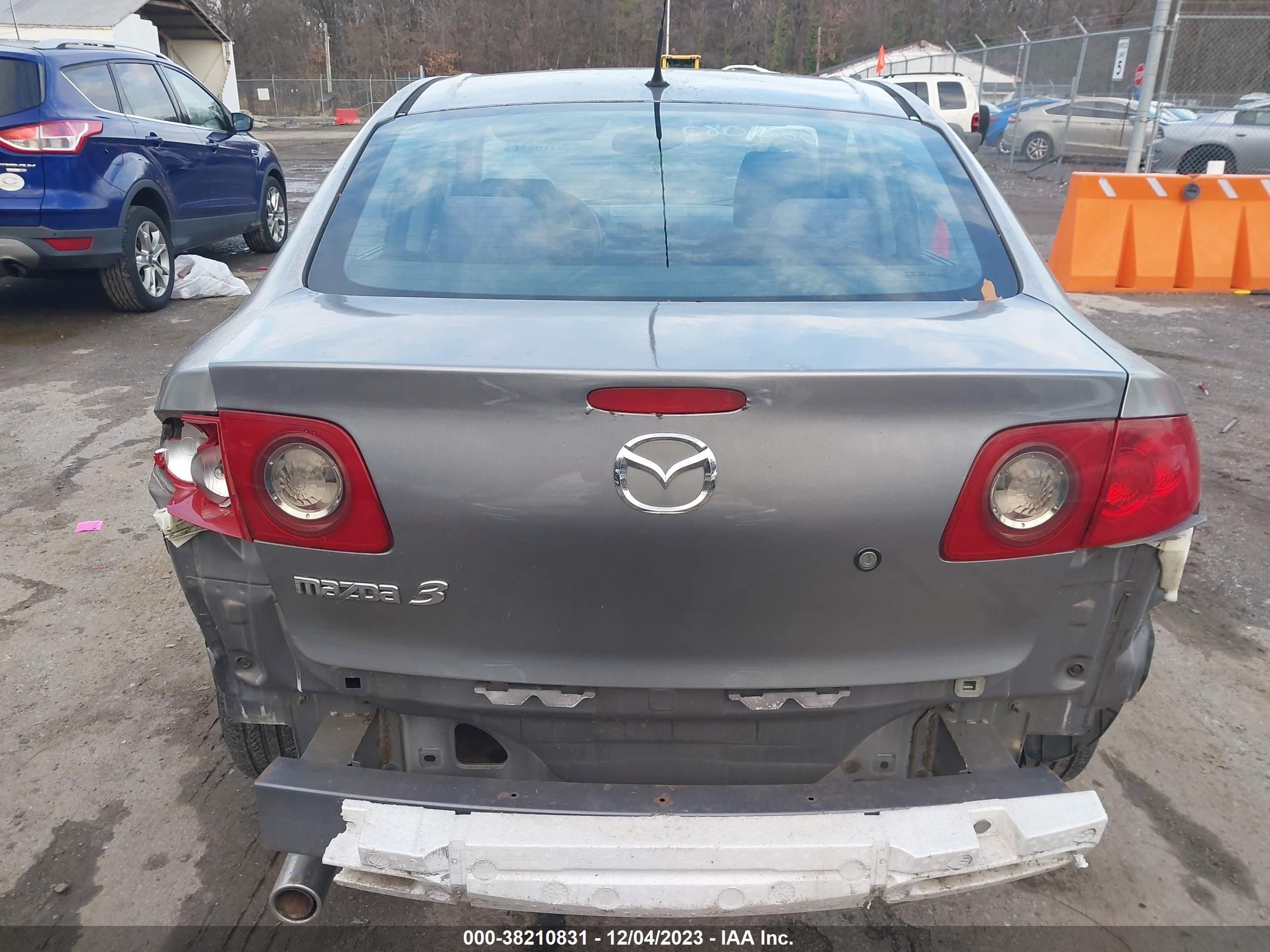 Photo 15 VIN: JM1BK12F961416822 - MAZDA 3 