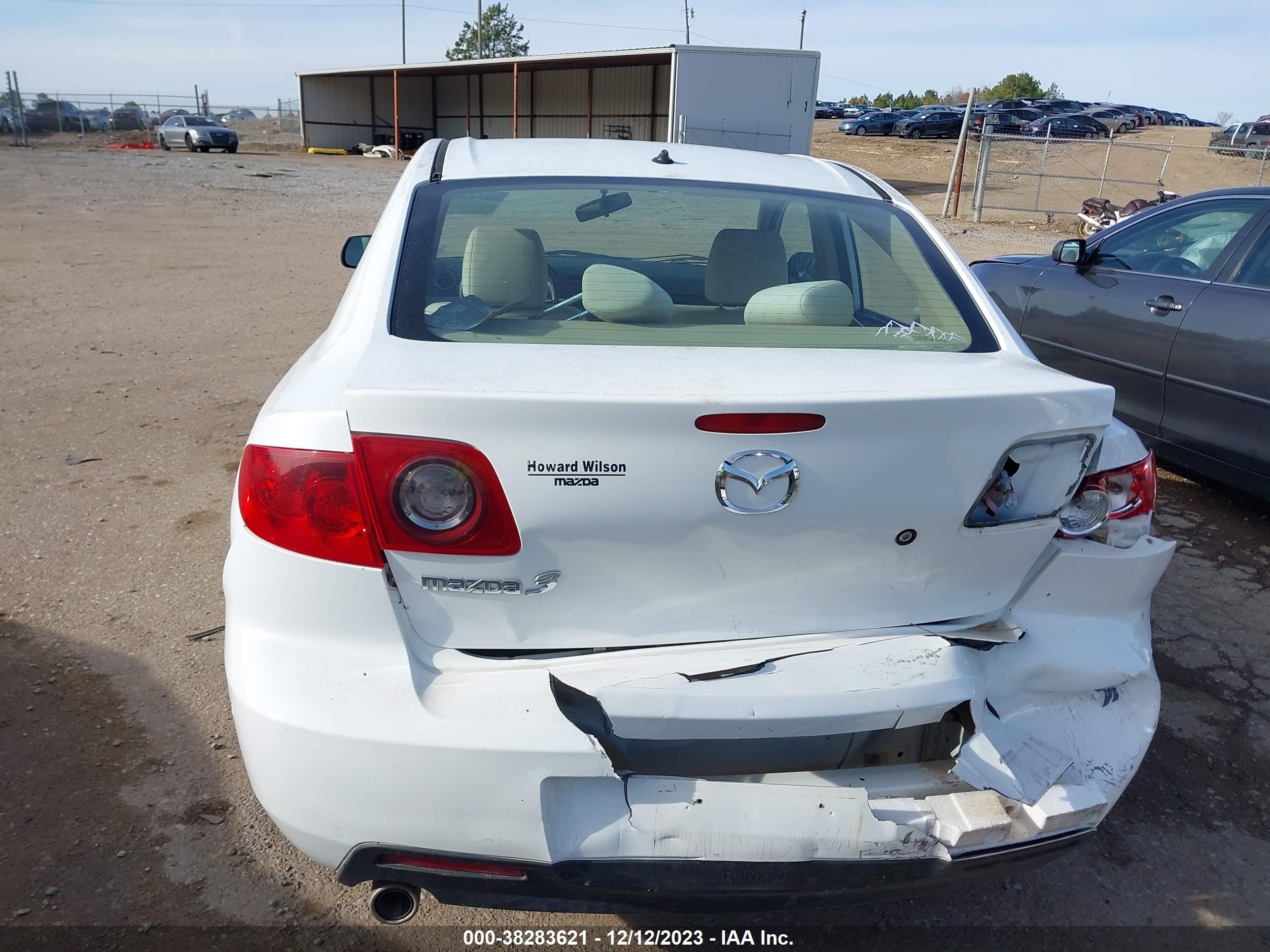 Photo 15 VIN: JM1BK12F961433748 - MAZDA 3 