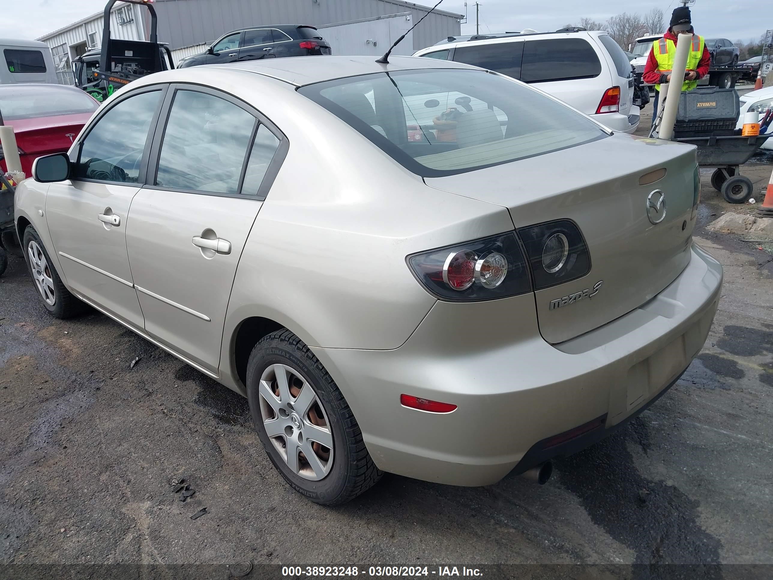 Photo 2 VIN: JM1BK12F971743223 - MAZDA 3 