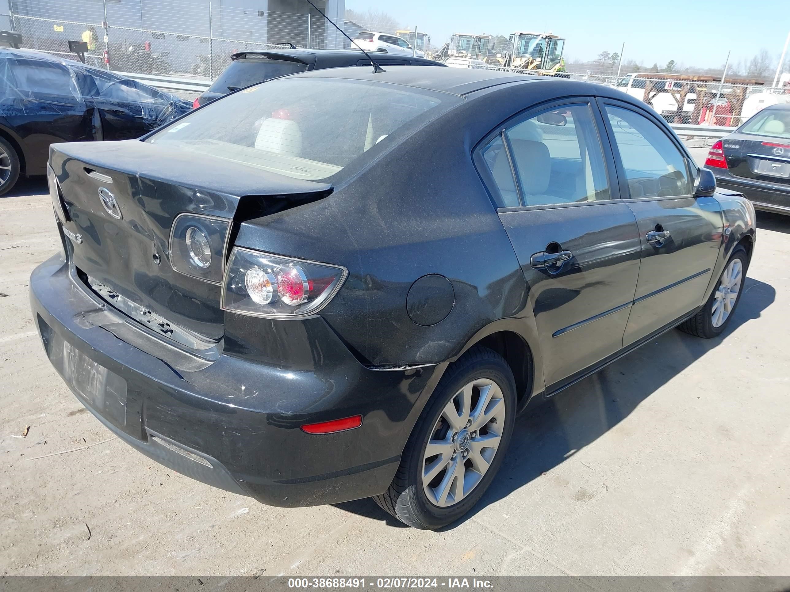 Photo 3 VIN: JM1BK12F971768624 - MAZDA 3 