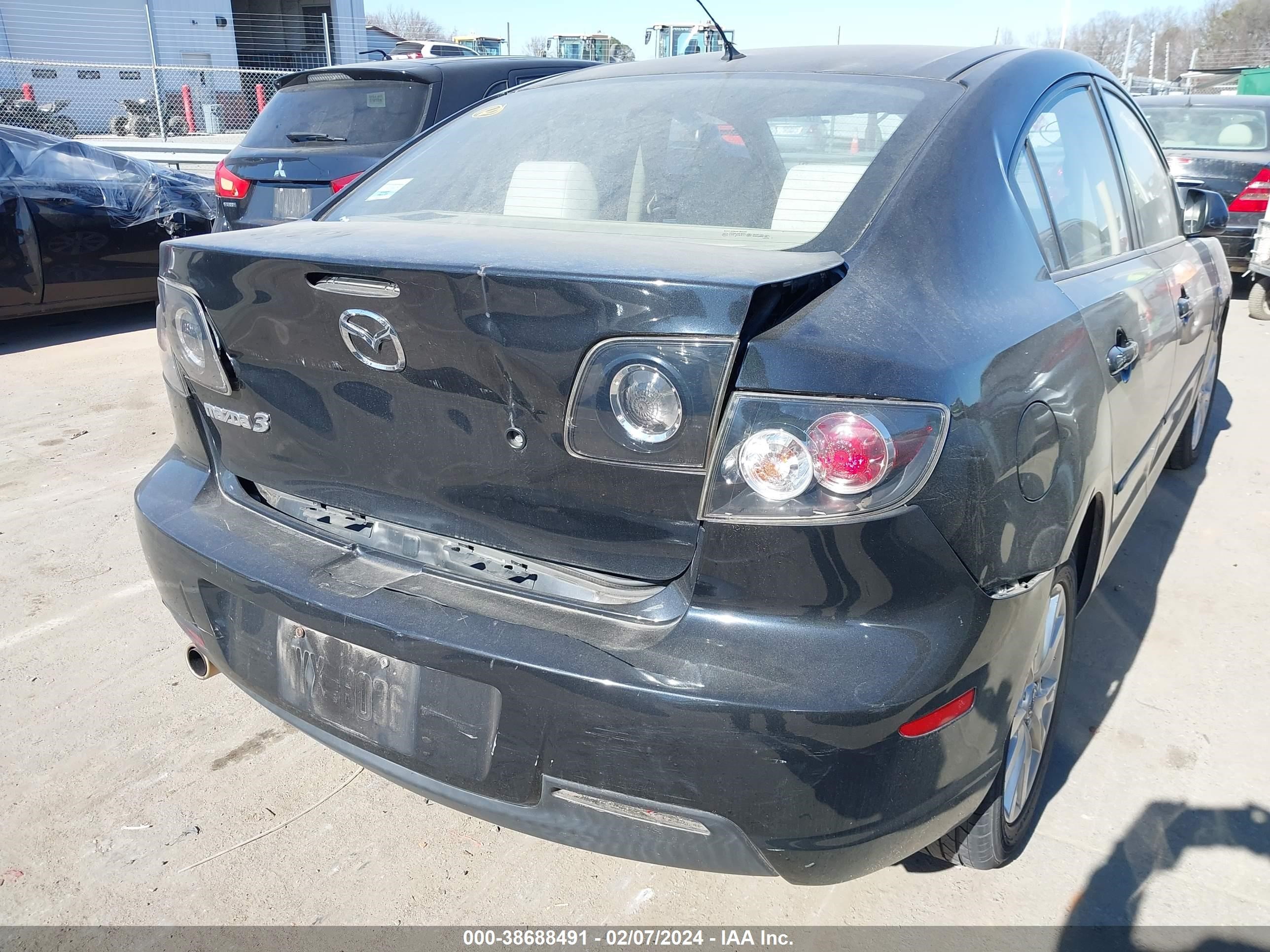 Photo 5 VIN: JM1BK12F971768624 - MAZDA 3 