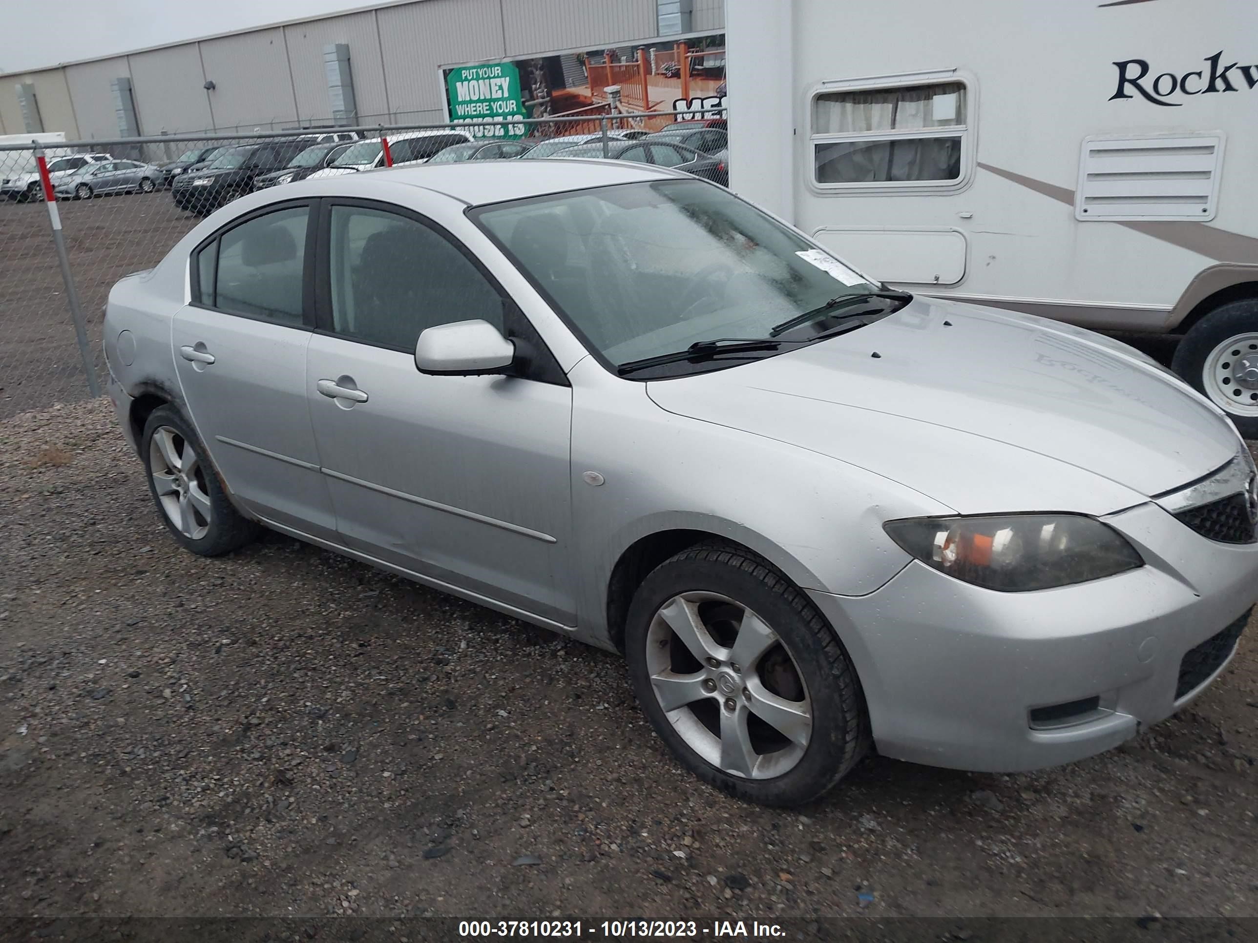 Photo 0 VIN: JM1BK12F981790818 - MAZDA 3 