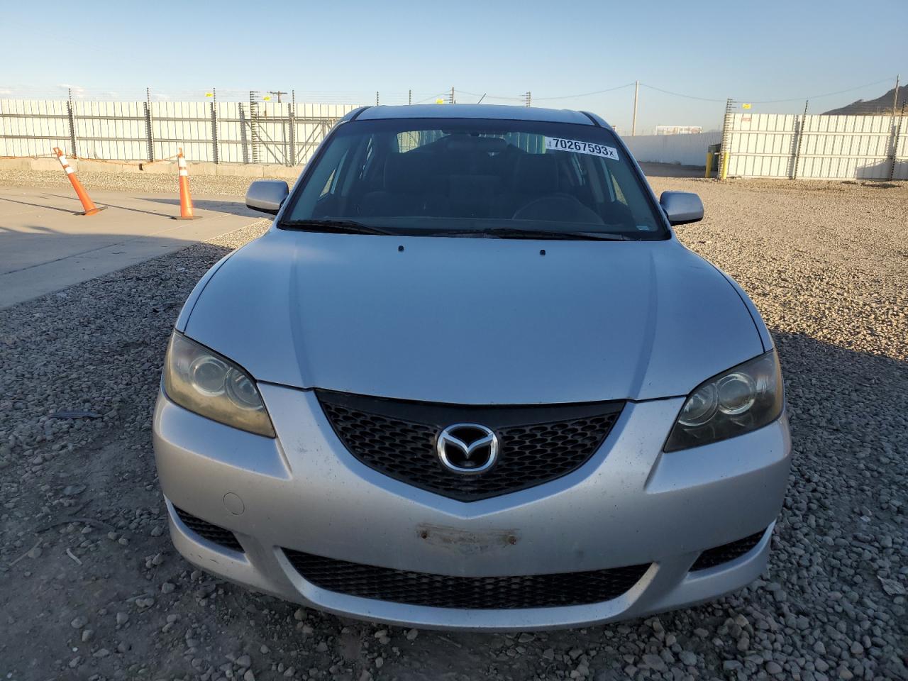 Photo 4 VIN: JM1BK12FX41179495 - MAZDA 3 