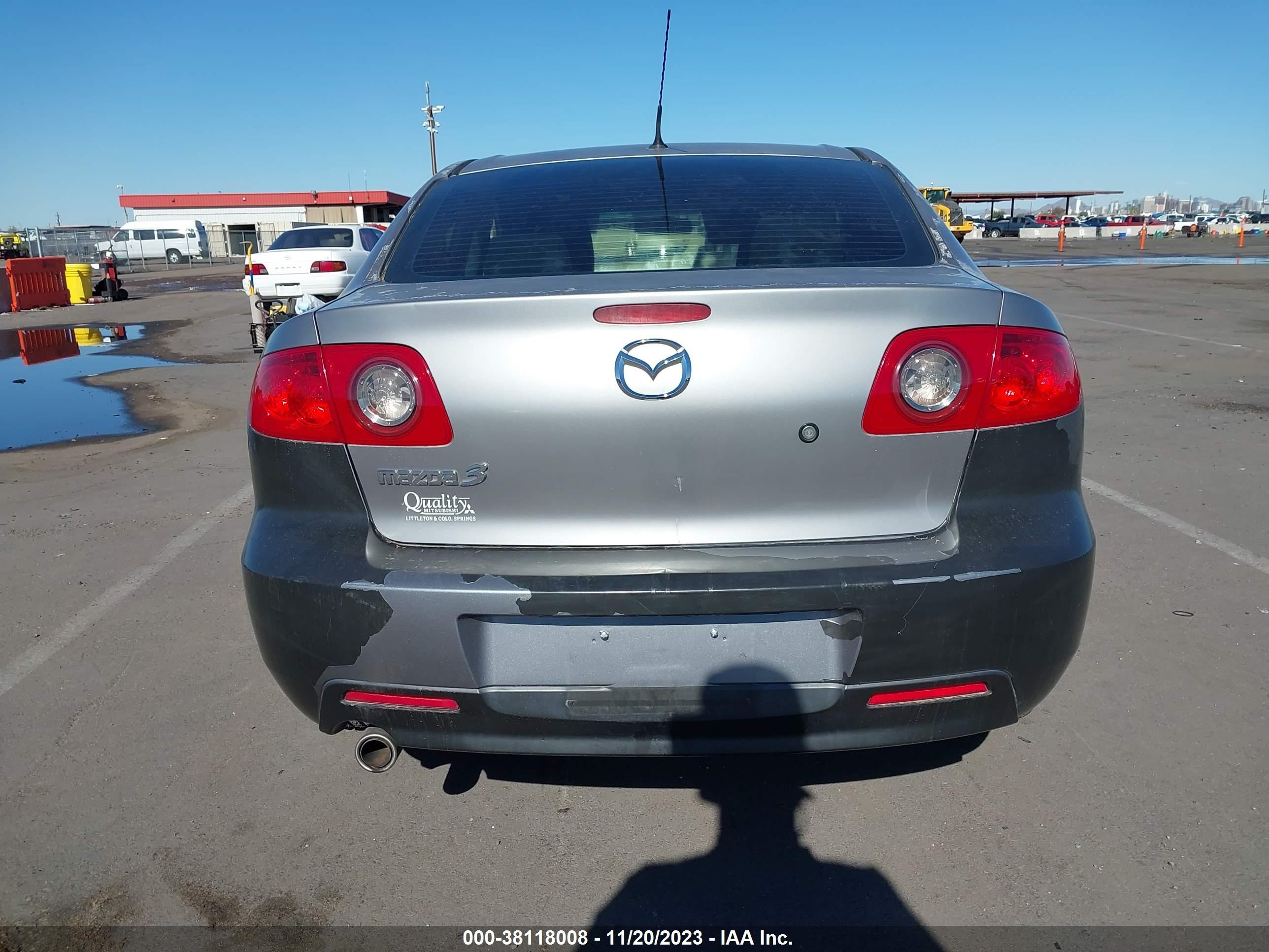 Photo 15 VIN: JM1BK12G661455635 - MAZDA 3 