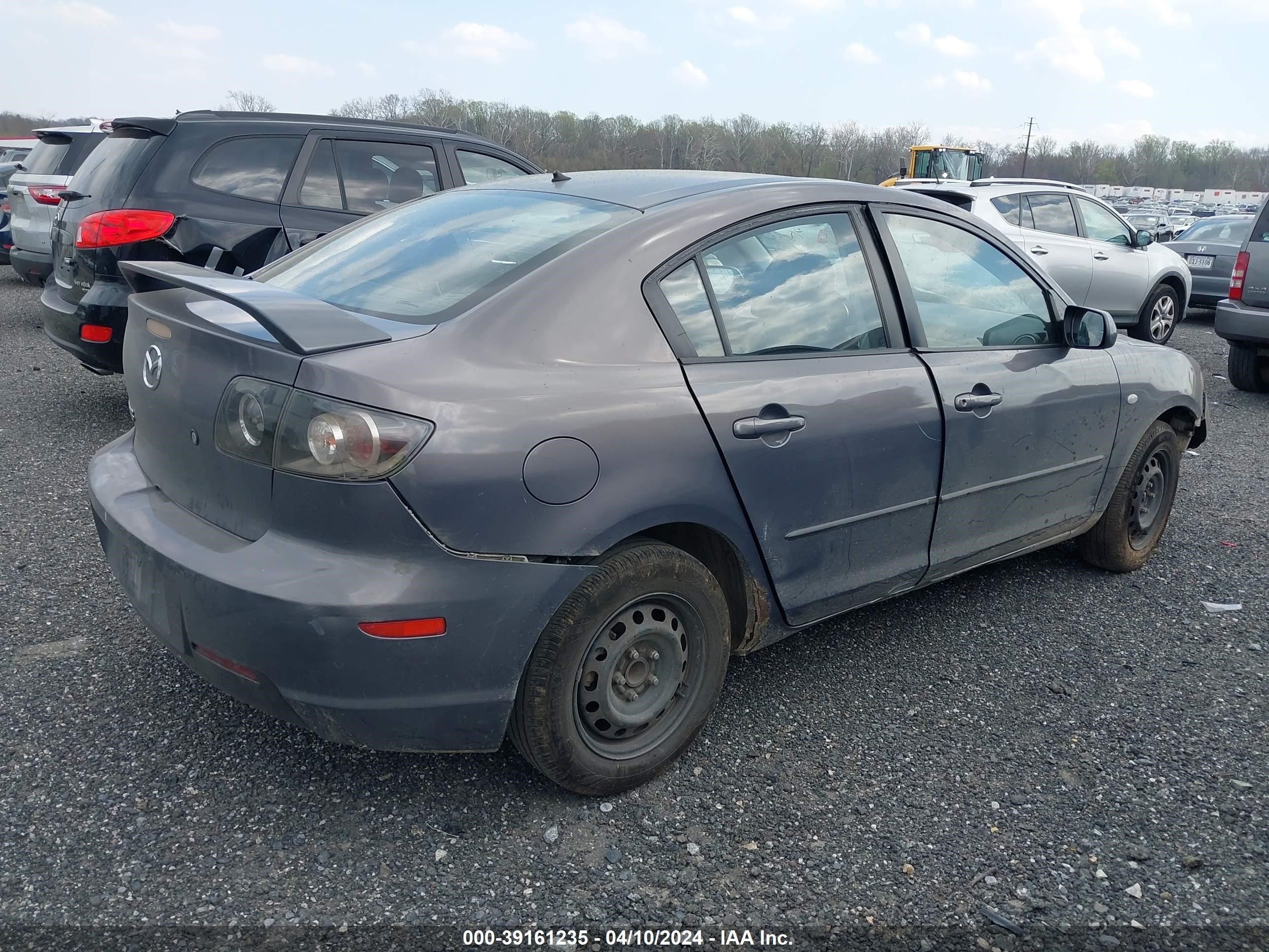 Photo 3 VIN: JM1BK12G781800870 - MAZDA 3 