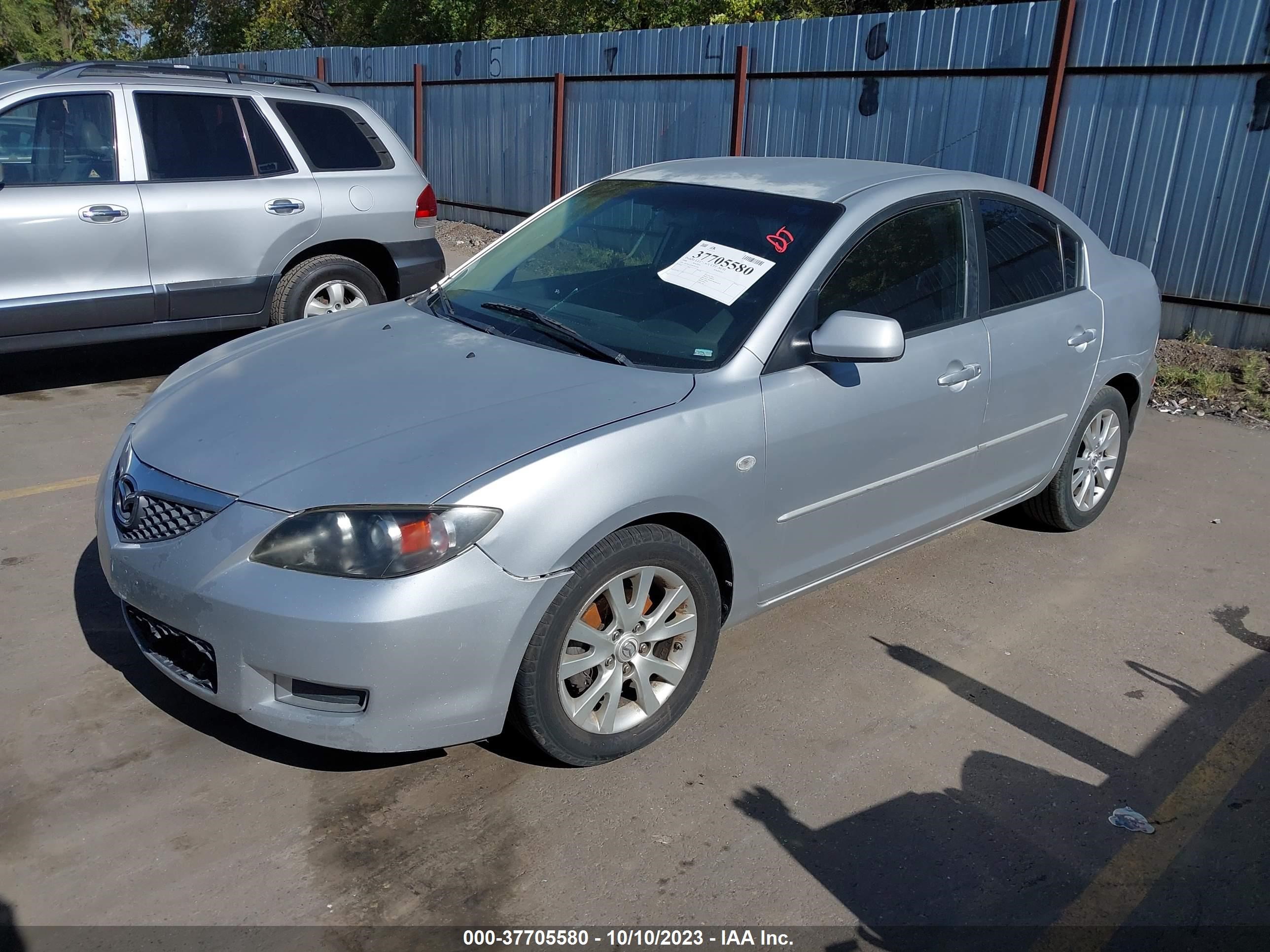 Photo 1 VIN: JM1BK12G981833336 - MAZDA 3 