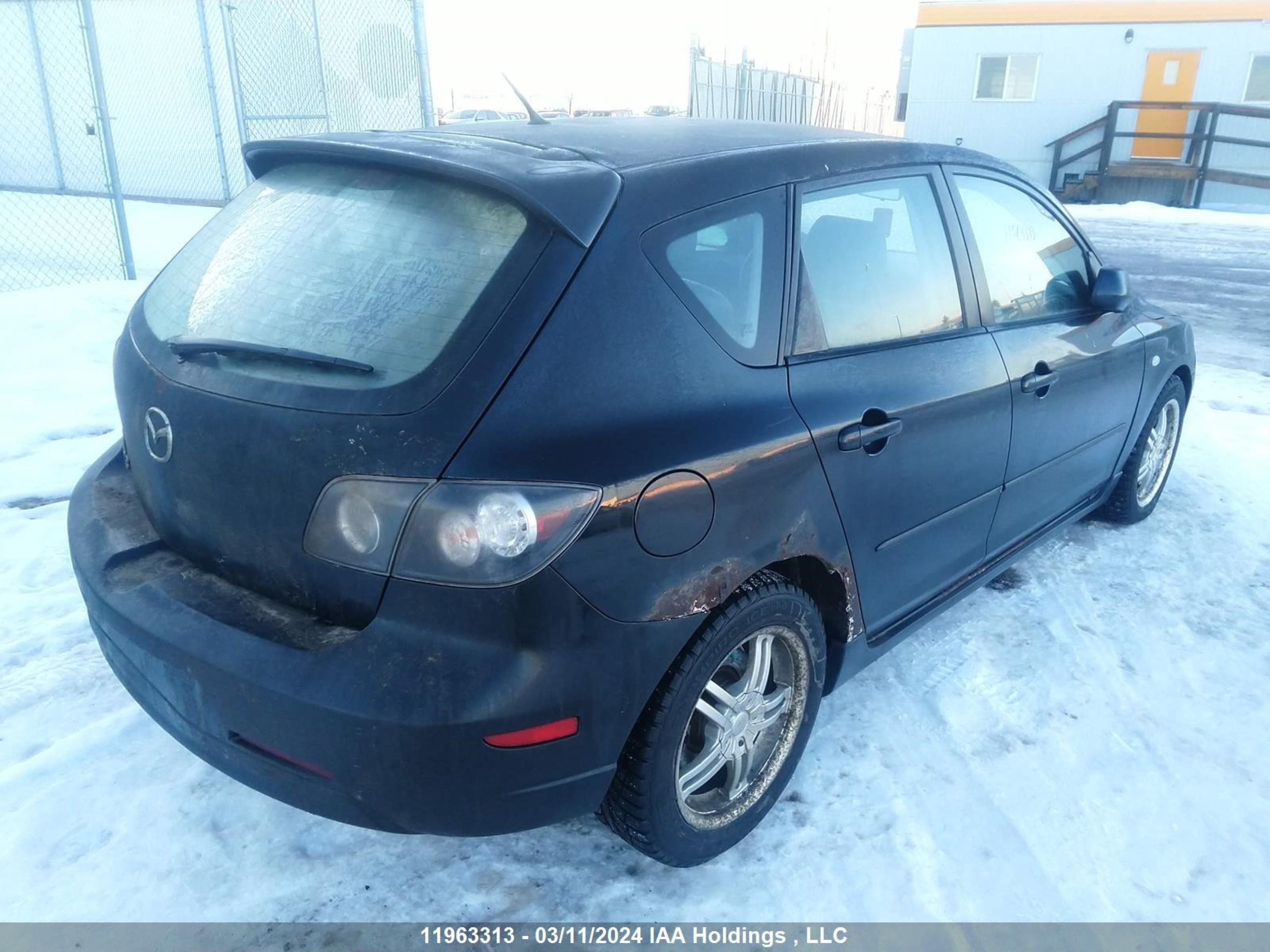 Photo 3 VIN: JM1BK143061510672 - MAZDA 3 