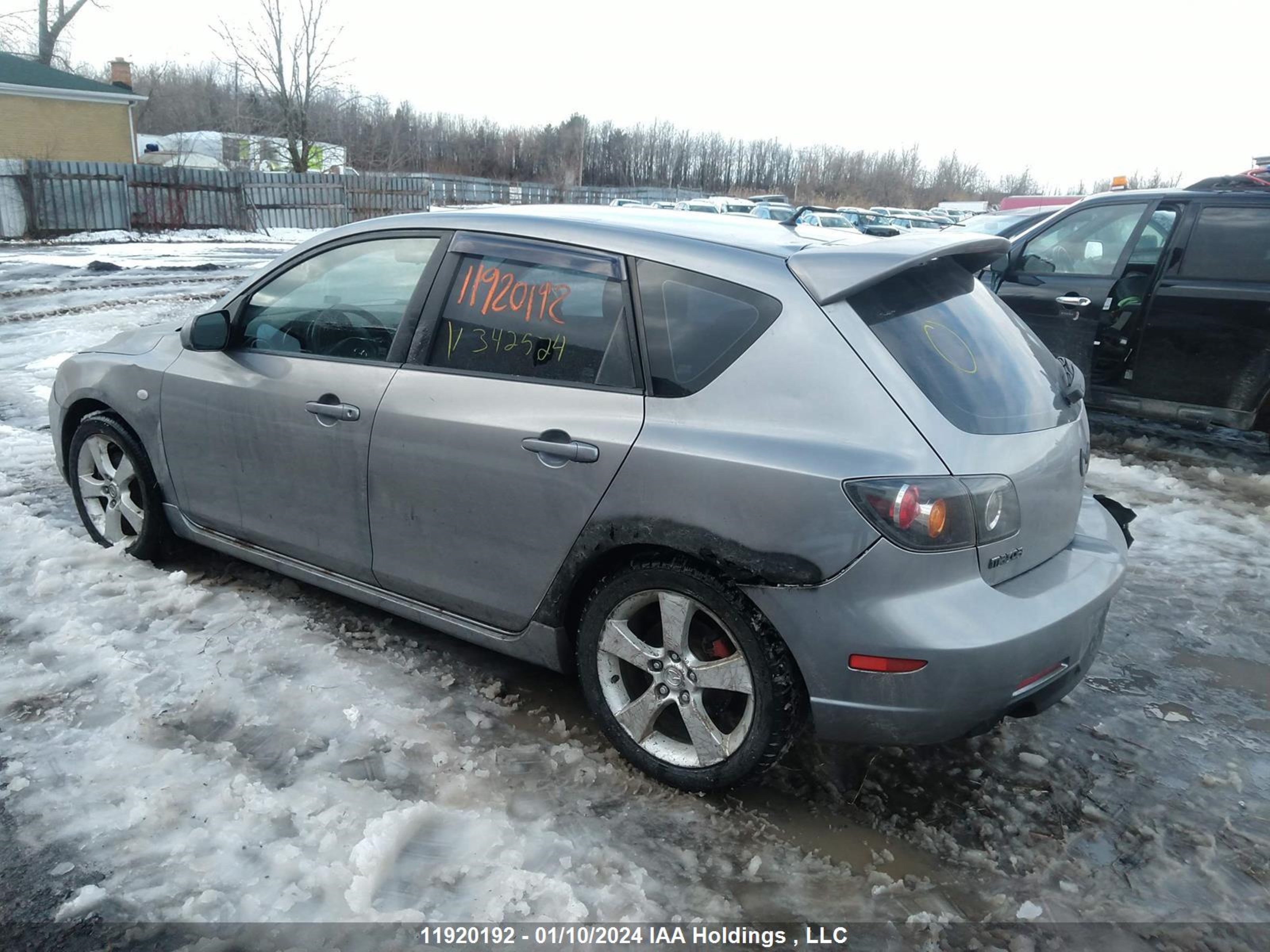 Photo 2 VIN: JM1BK143151342524 - MAZDA 3 