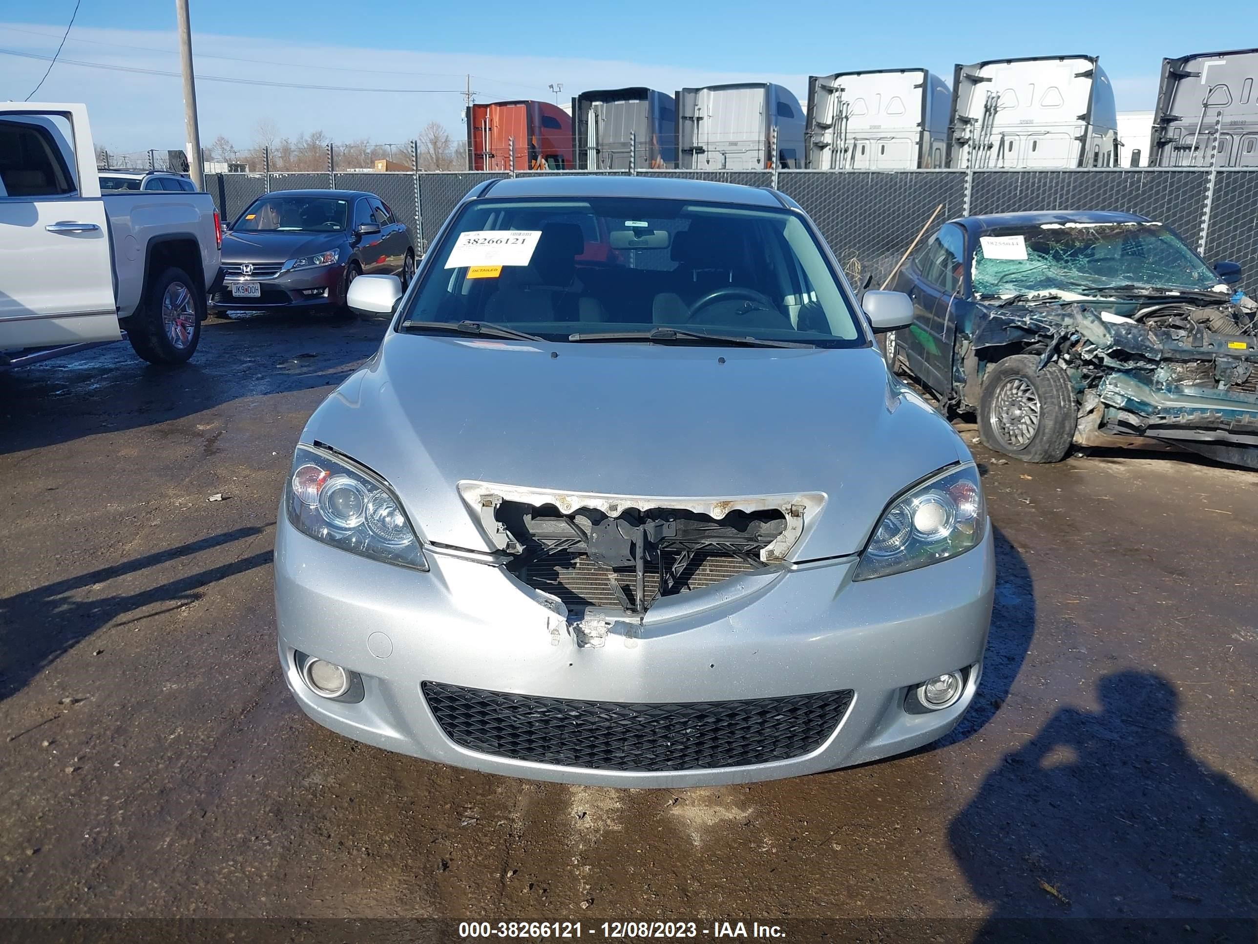 Photo 11 VIN: JM1BK143461523408 - MAZDA 3 