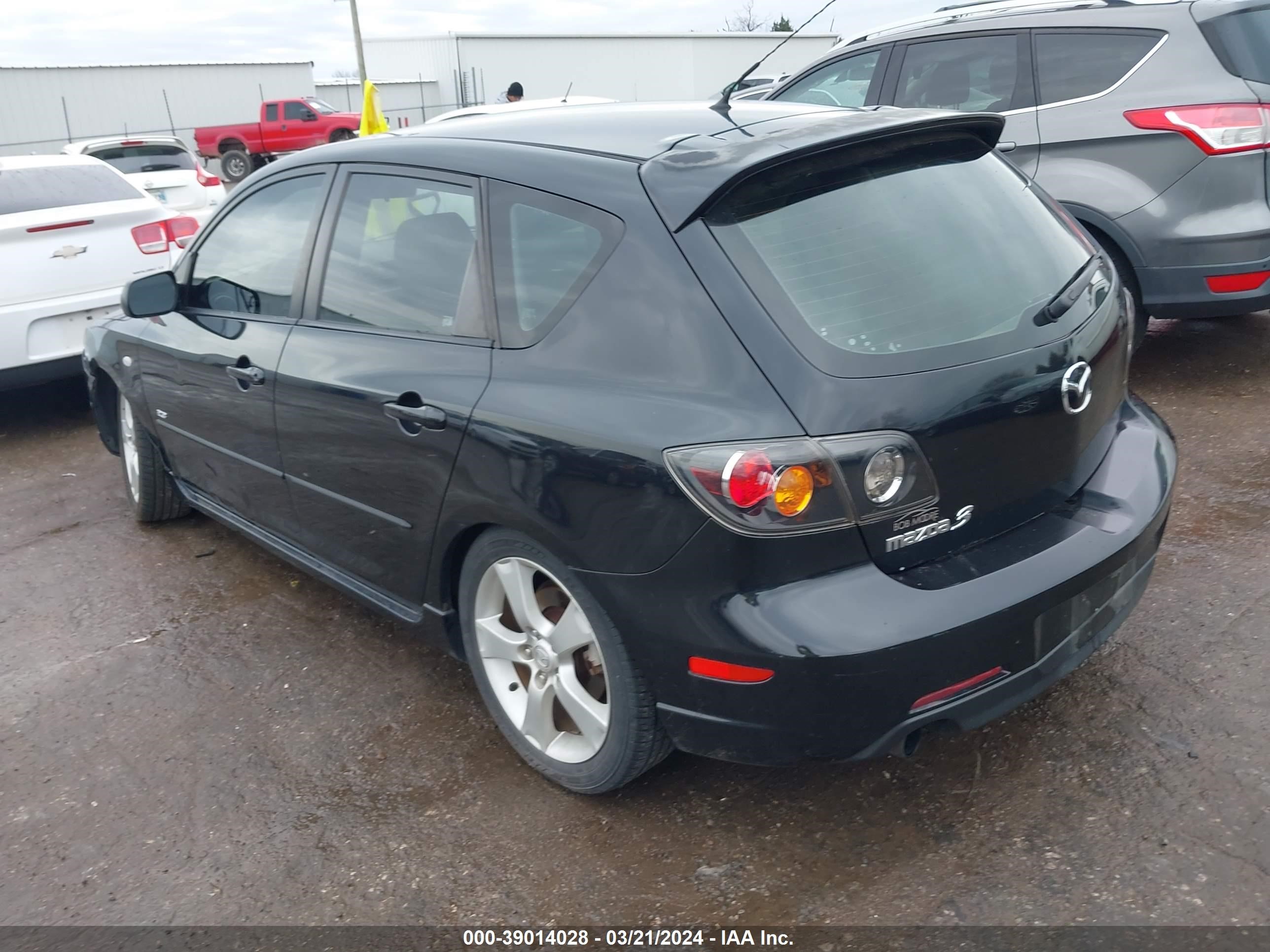 Photo 2 VIN: JM1BK143561404430 - MAZDA 3 