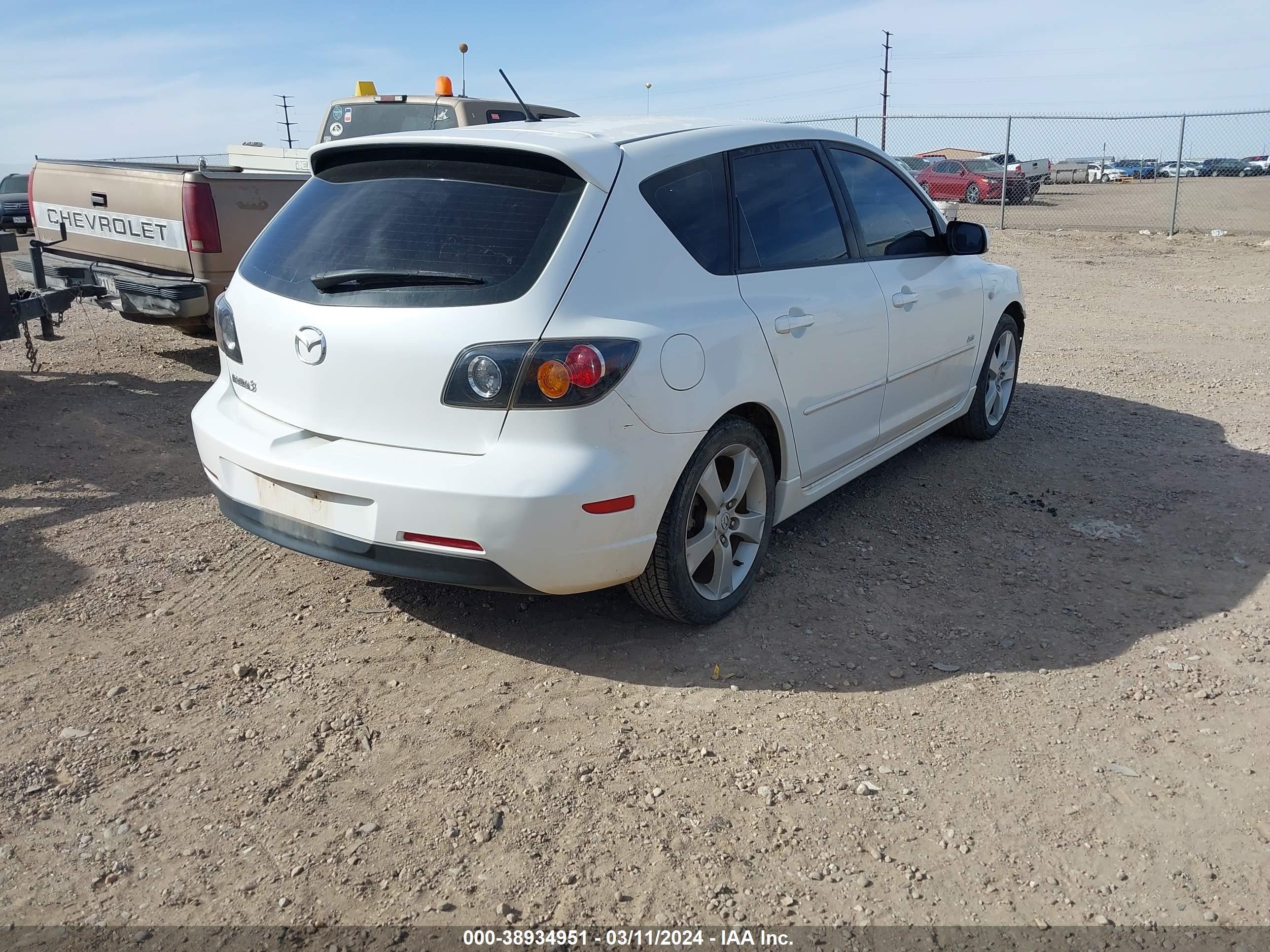 Photo 3 VIN: JM1BK143661428591 - MAZDA 3 