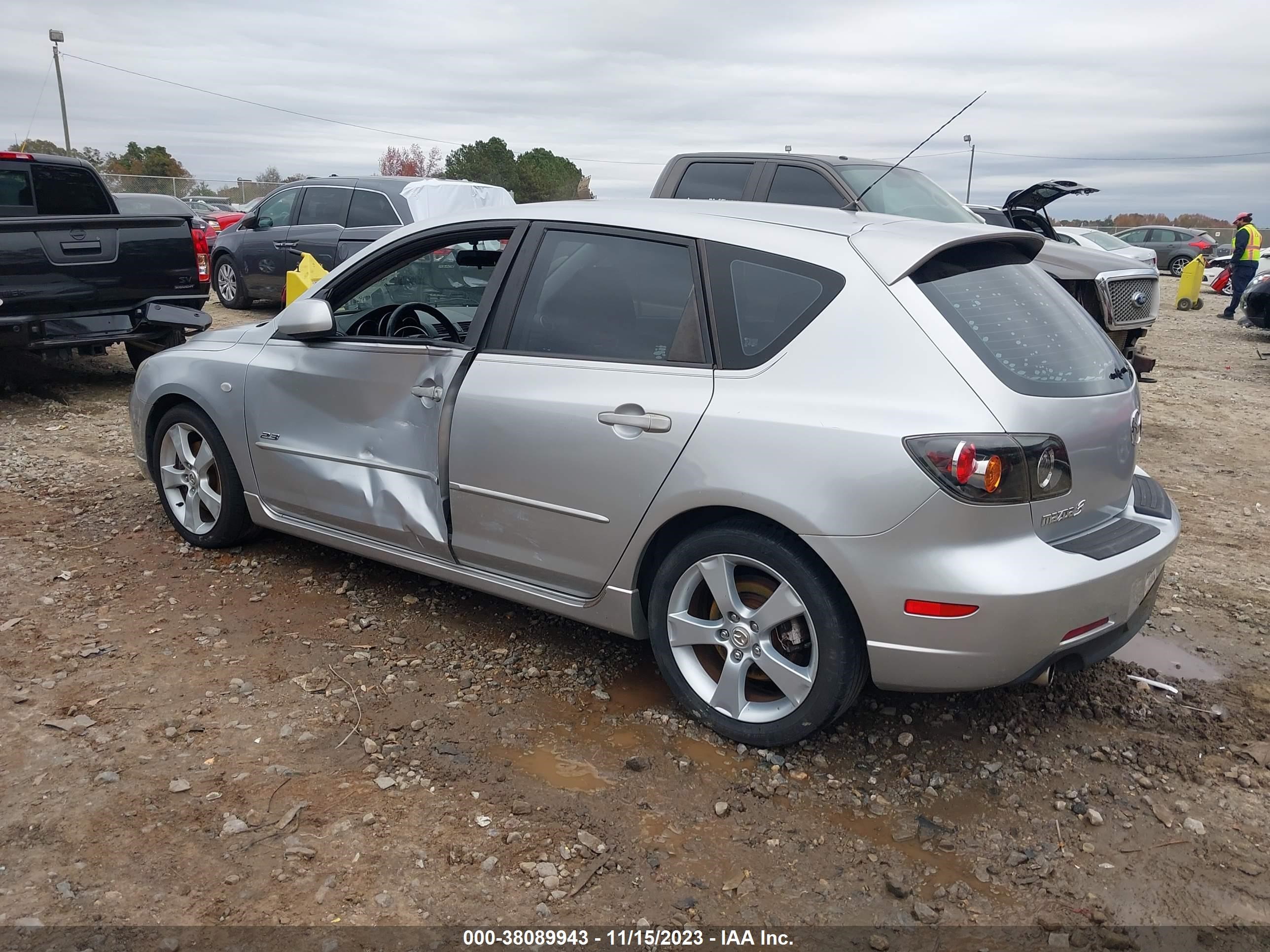 Photo 2 VIN: JM1BK143661430292 - MAZDA 3 