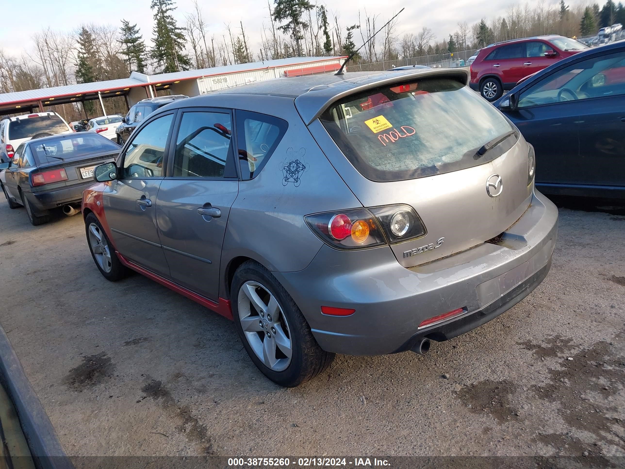 Photo 2 VIN: JM1BK143751334122 - MAZDA 3 