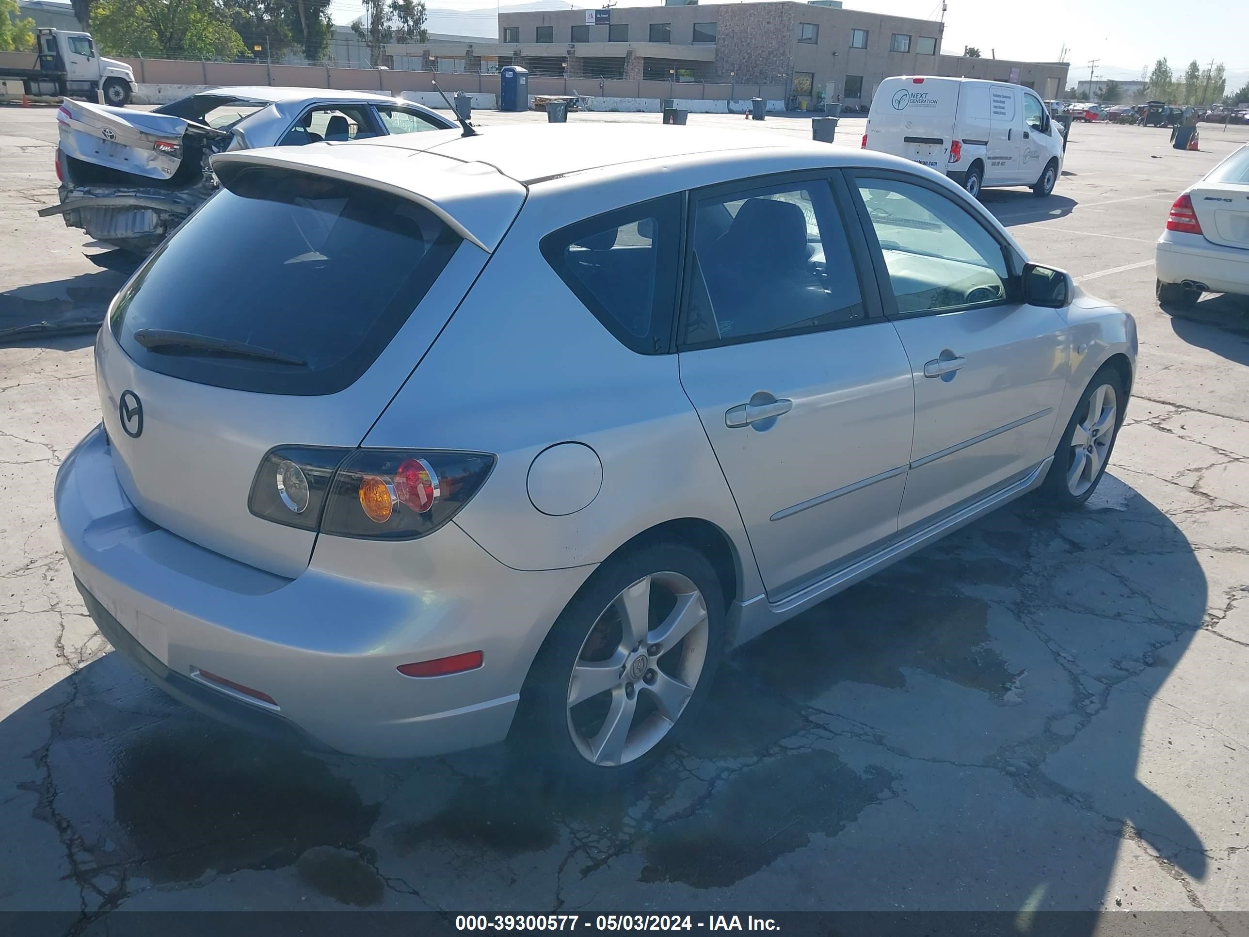 Photo 3 VIN: JM1BK143X41127514 - MAZDA 3 