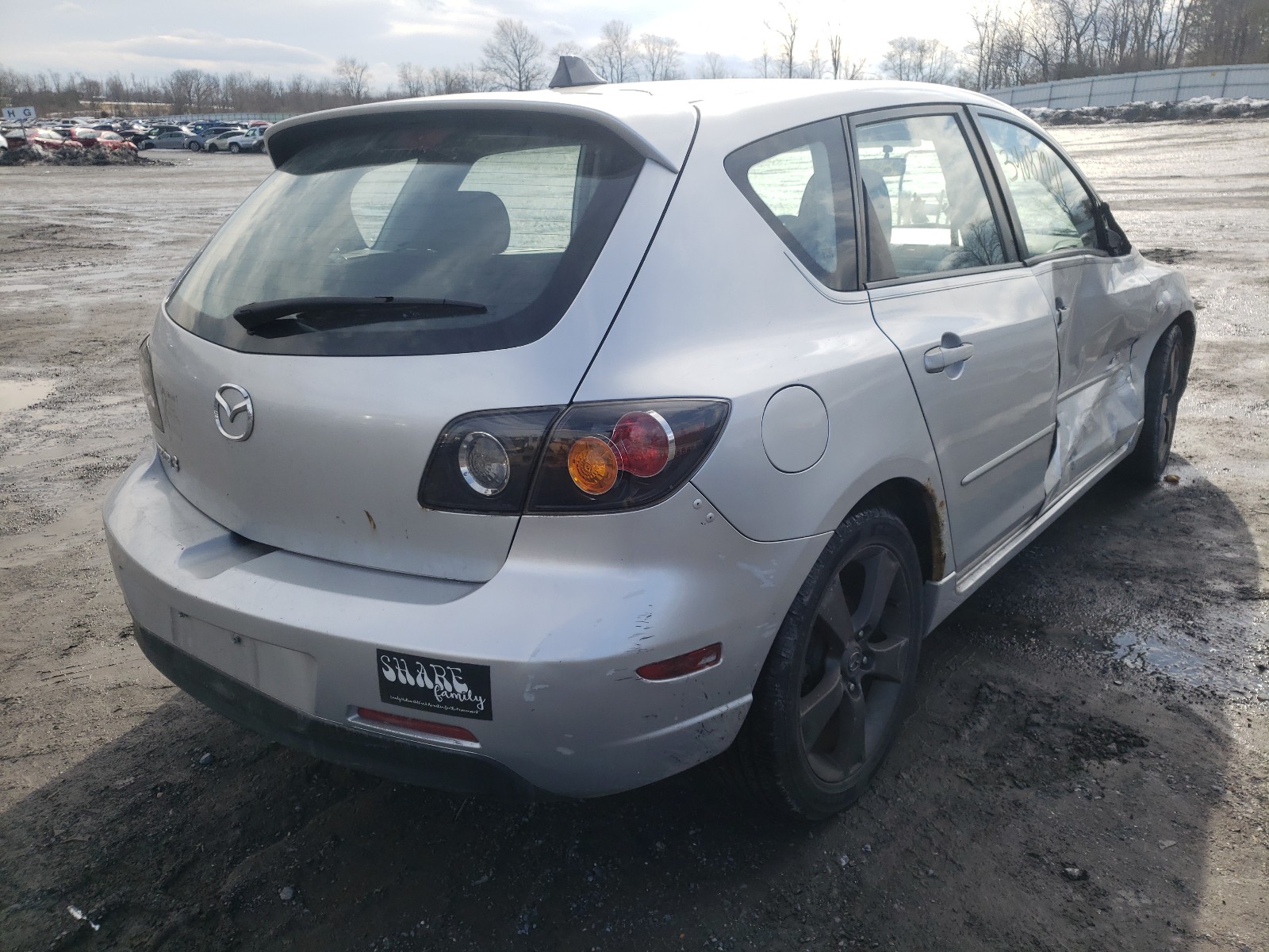 Photo 3 VIN: JM1BK143X51279519 - MAZDA 3 HATCHBAC 