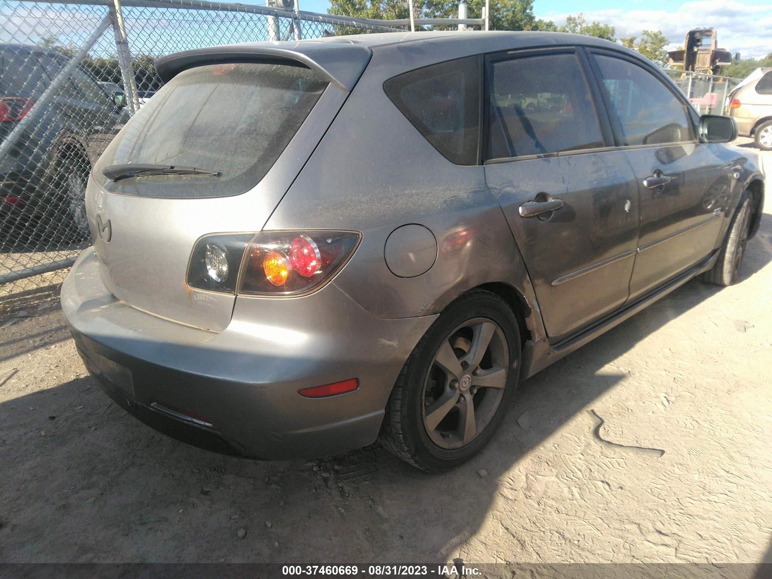 Photo 3 VIN: JM1BK143X51305617 - MAZDA 3 